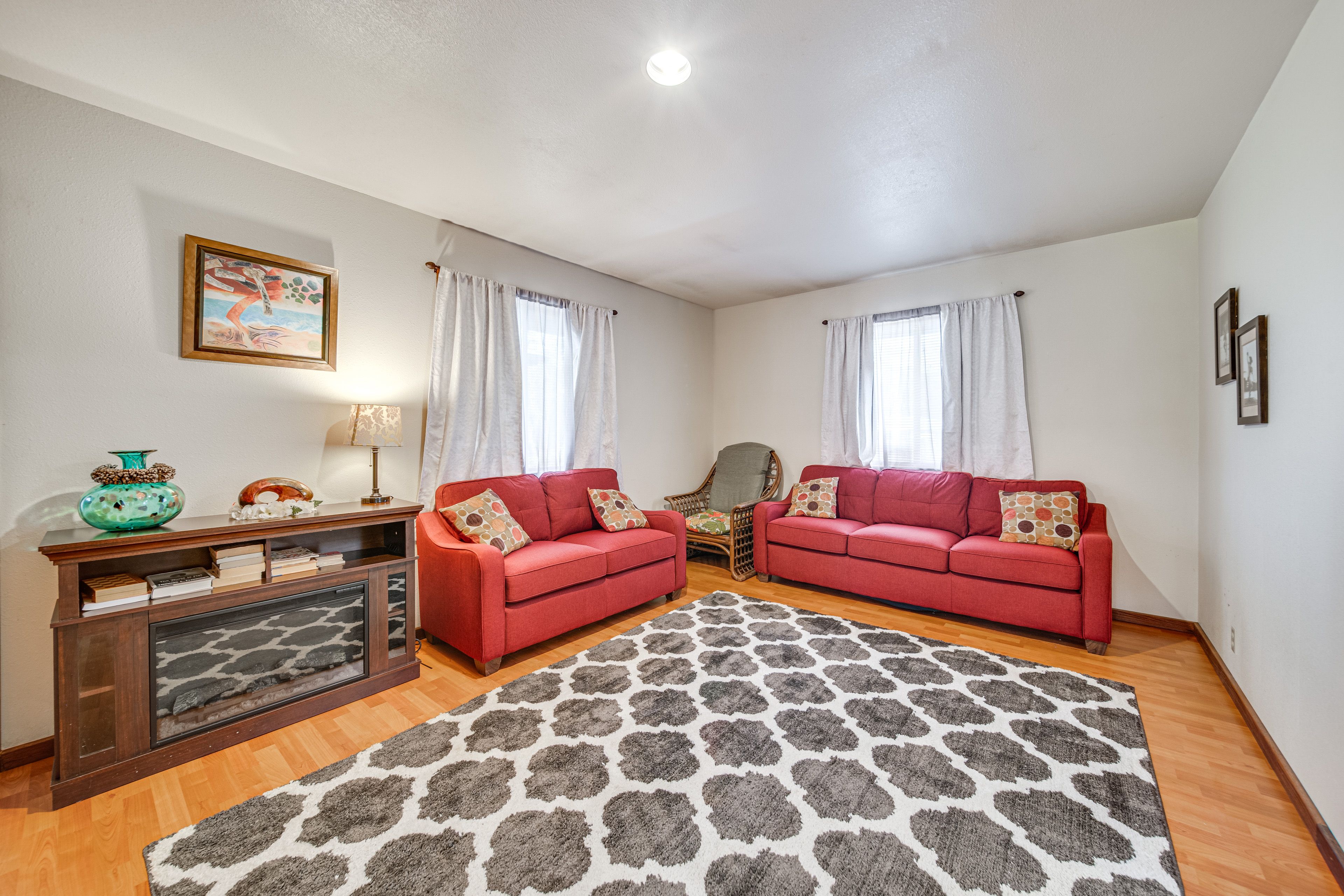 Living Room | Electric Fireplace | Flat-Screen TV