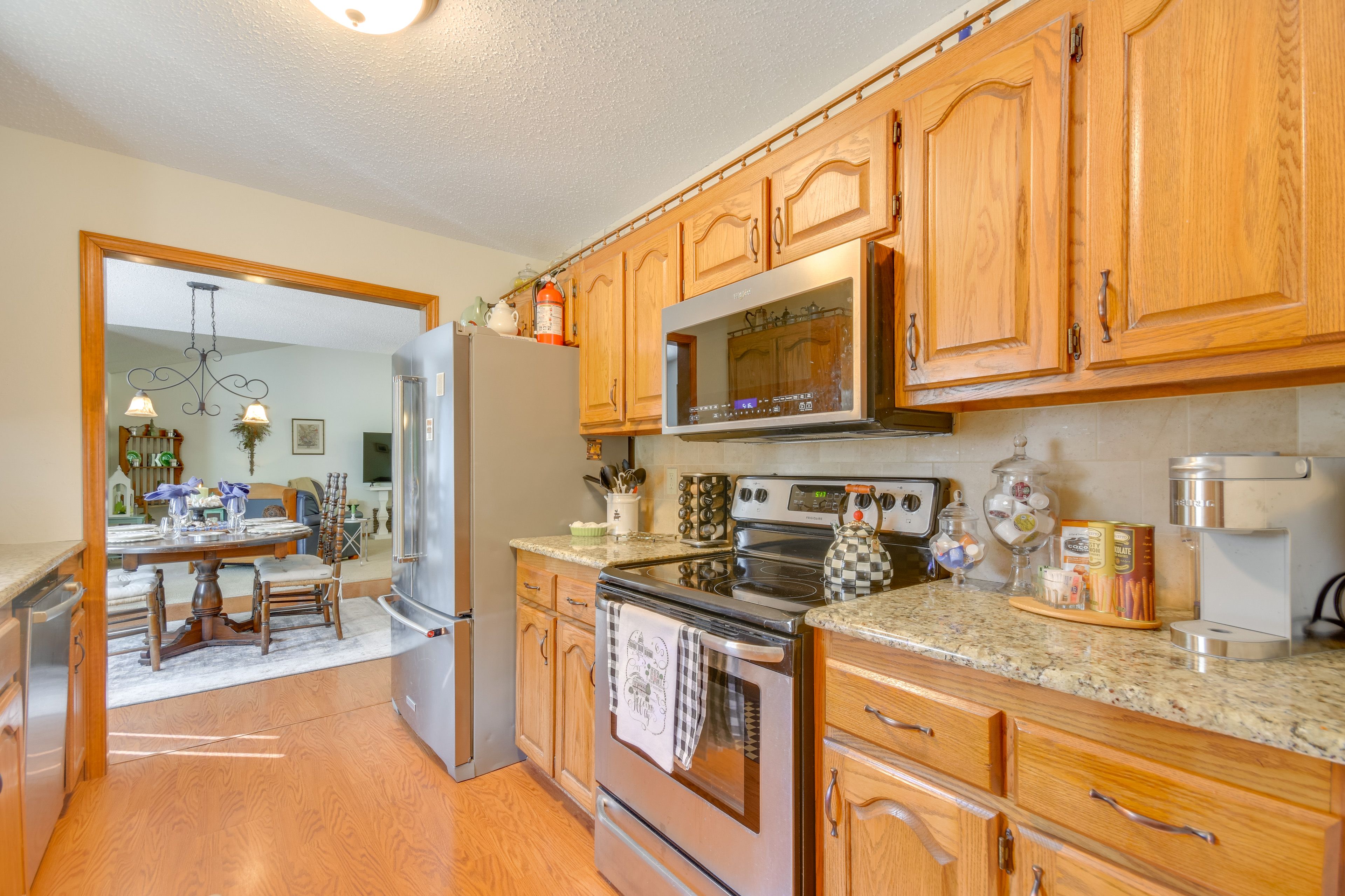 Kitchen | Dishwasher | Keurig Coffee Maker | Spices | Blender | 1st Floor