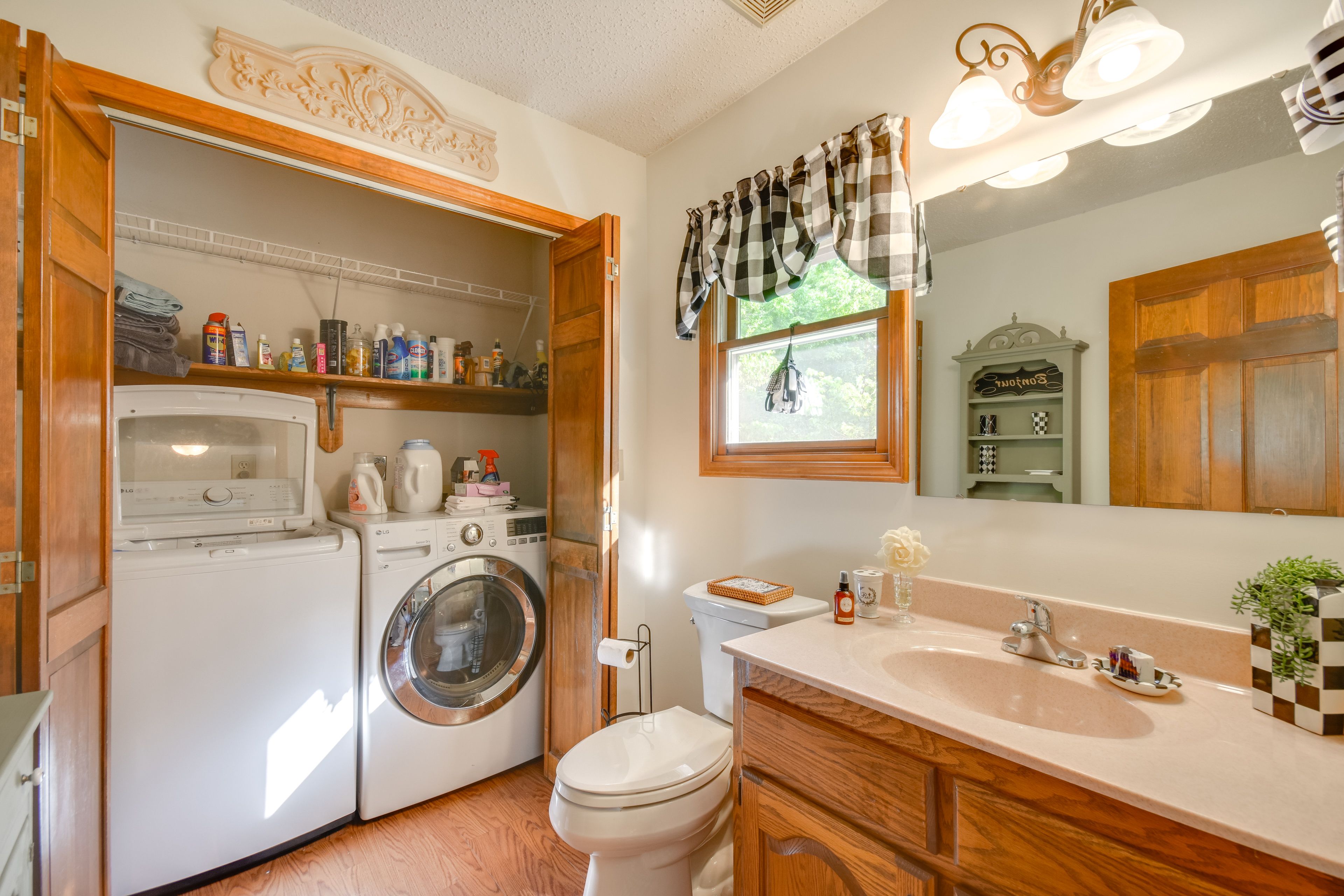 Half Bathroom | Washer & Dryer | 1st Floor