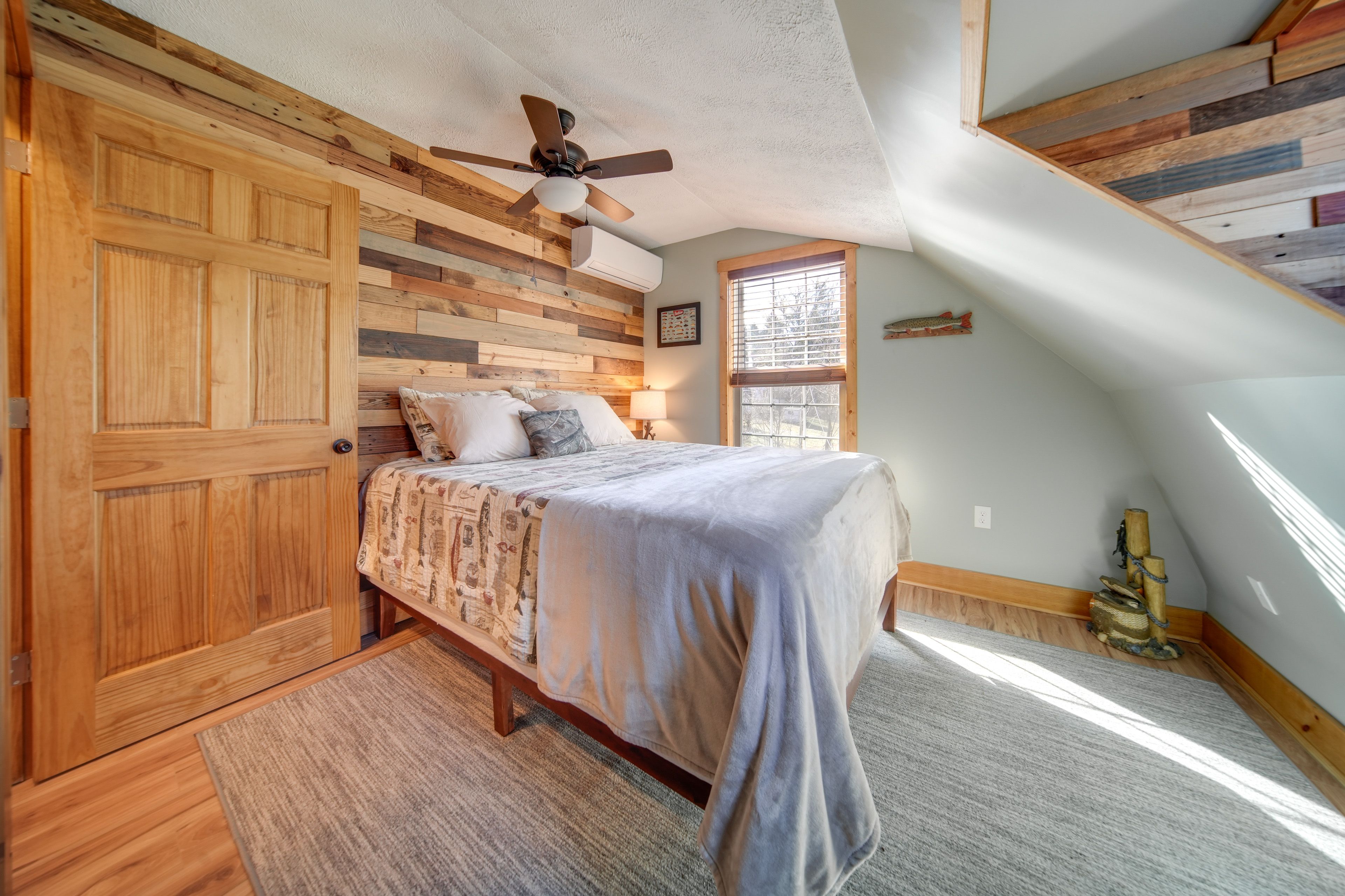 Bedroom 4 | Upper Level | Queen Bed