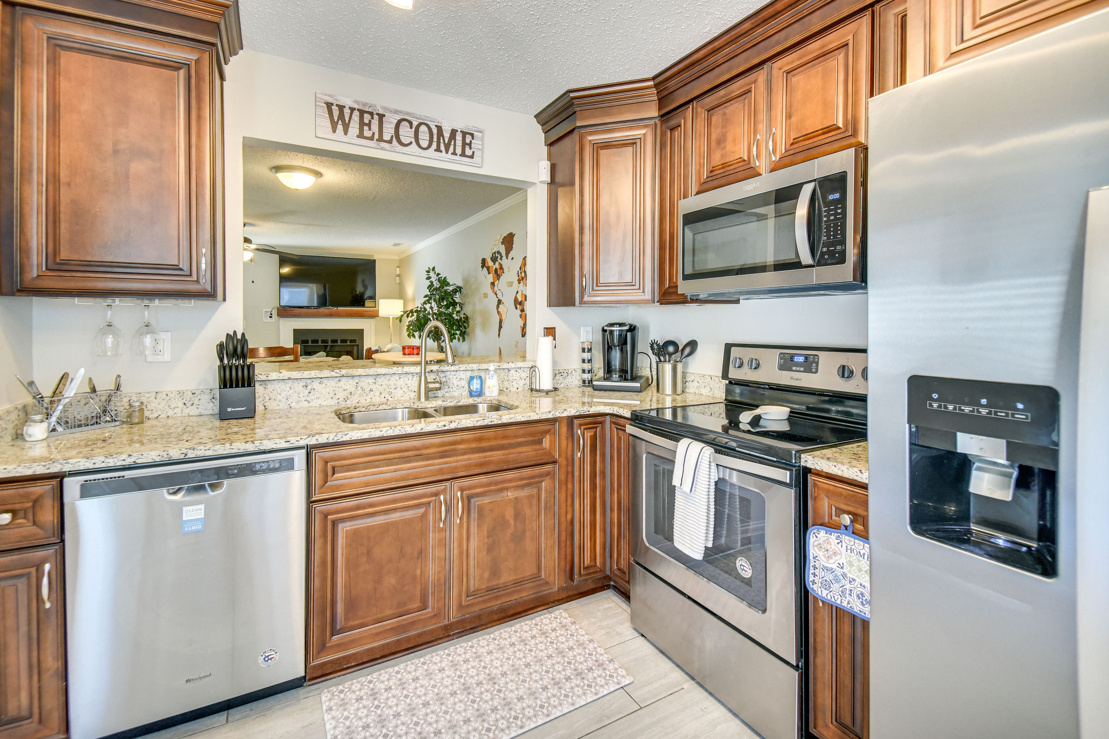 Kitchen | 1st Floor
