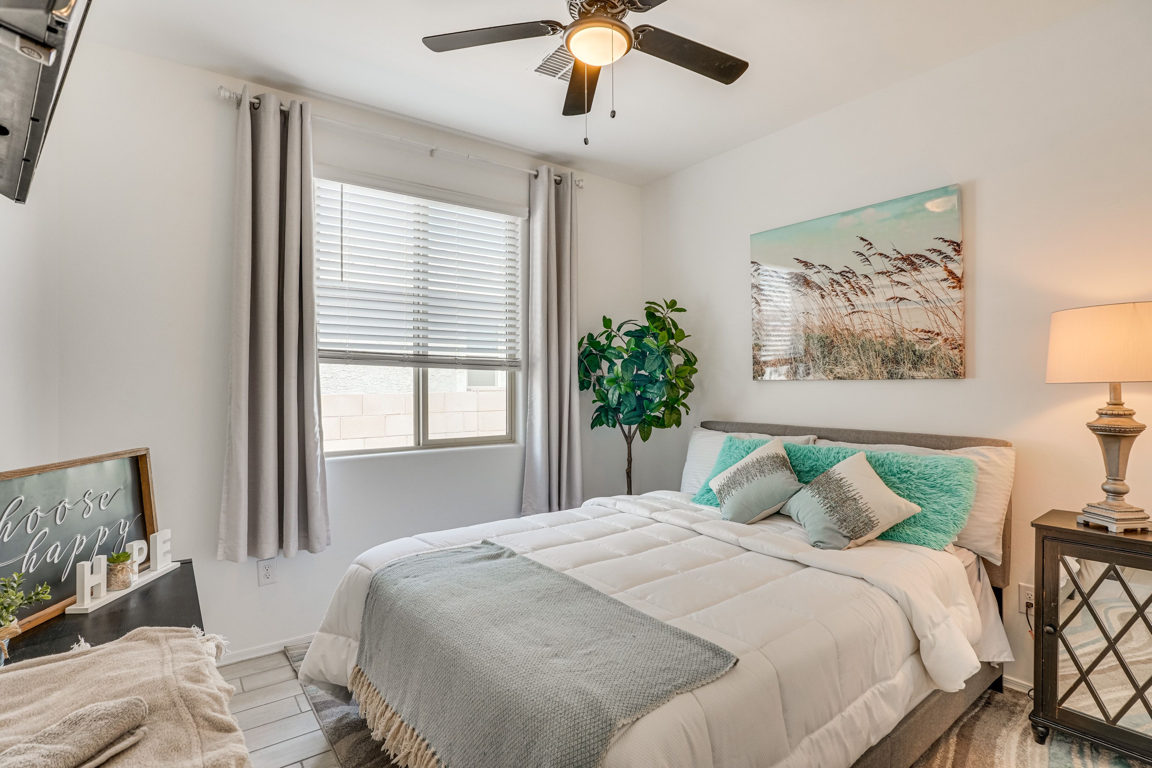 Bedroom 2 | Queen Bed | Flat-Screen TV