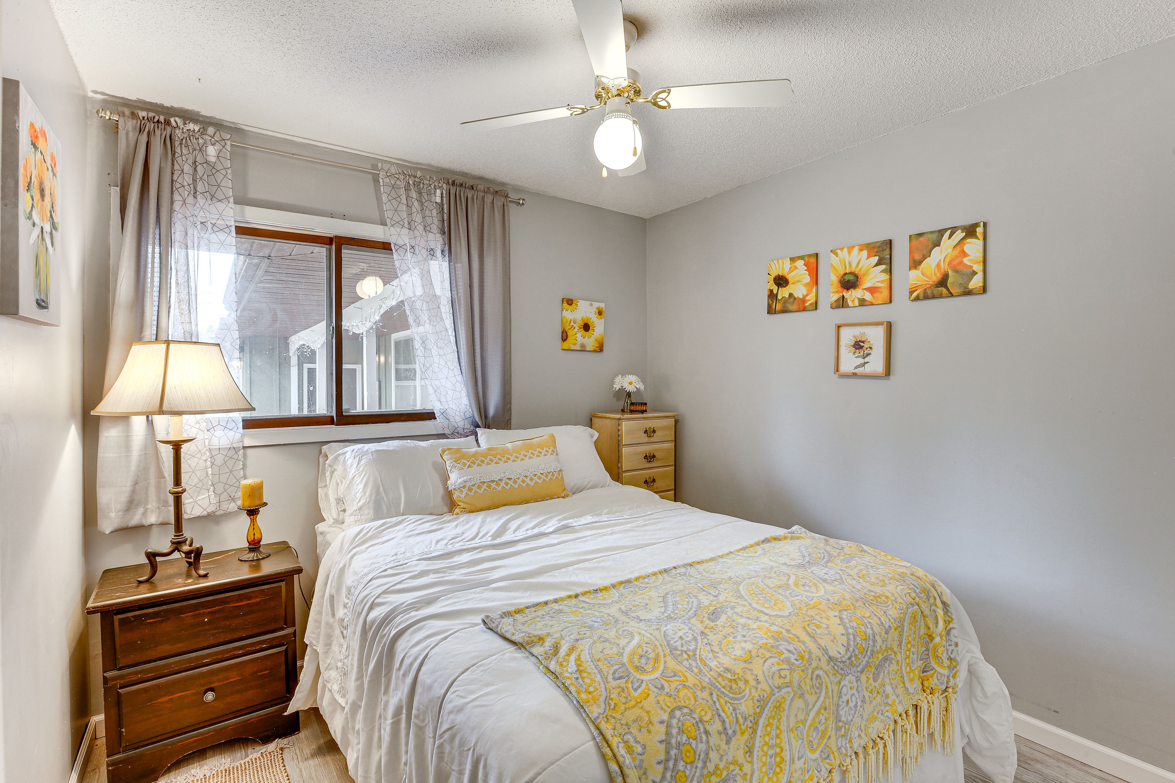 Bedroom 3 | Queen Bed | 1st Floor