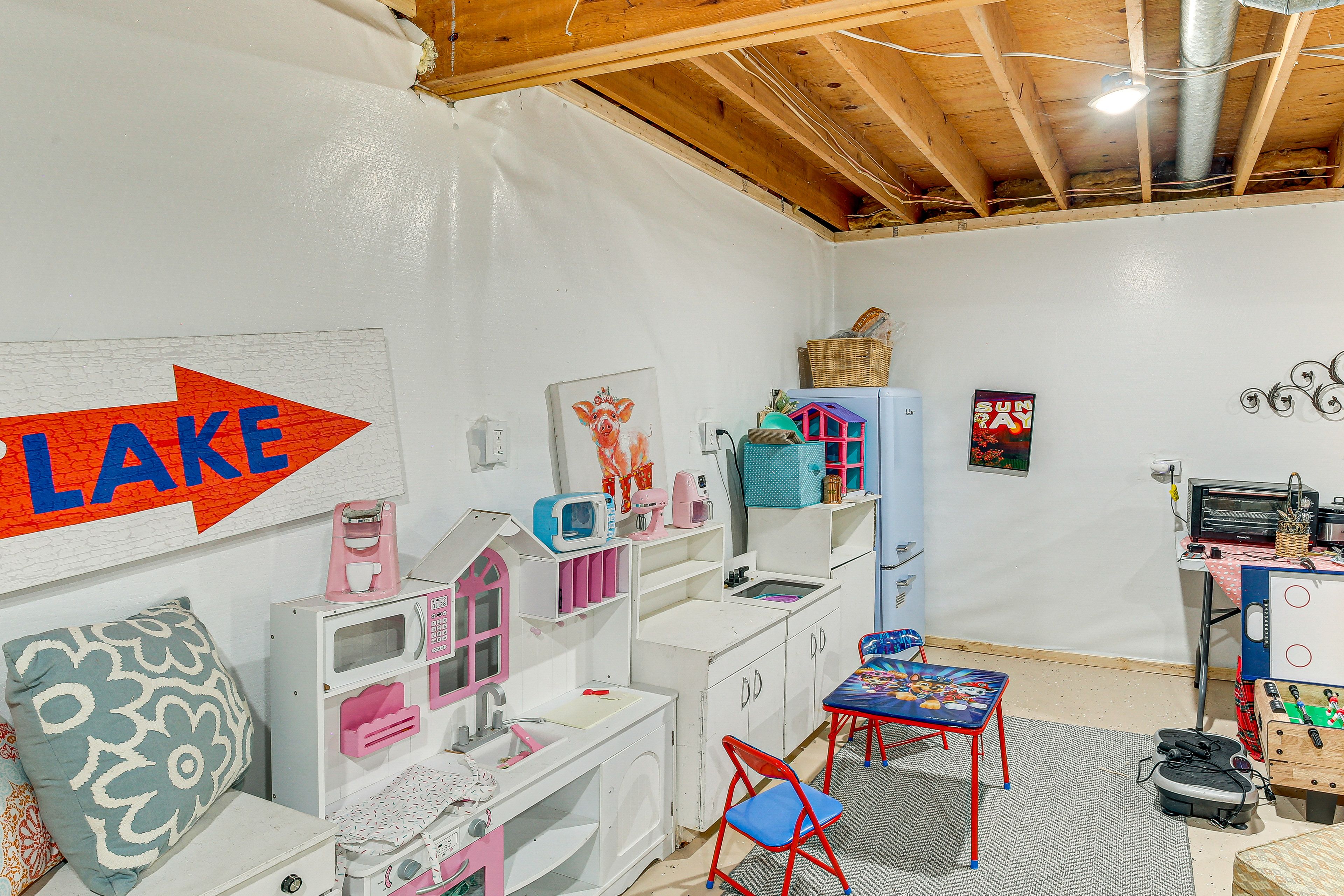 Game Room | Kids Toys | Washer/Dryer | Basement Level