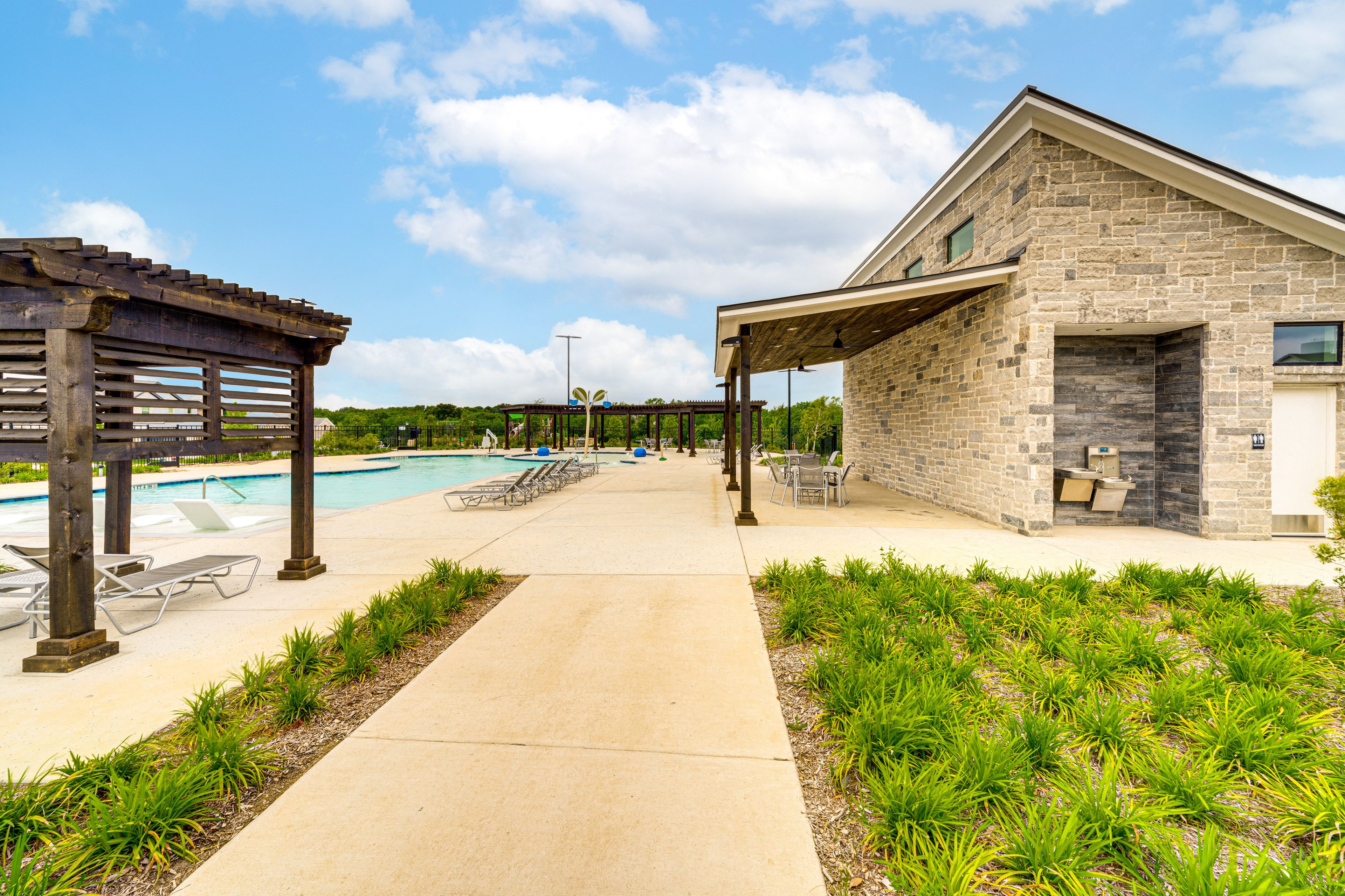 Simpson Crossing | Community Pool