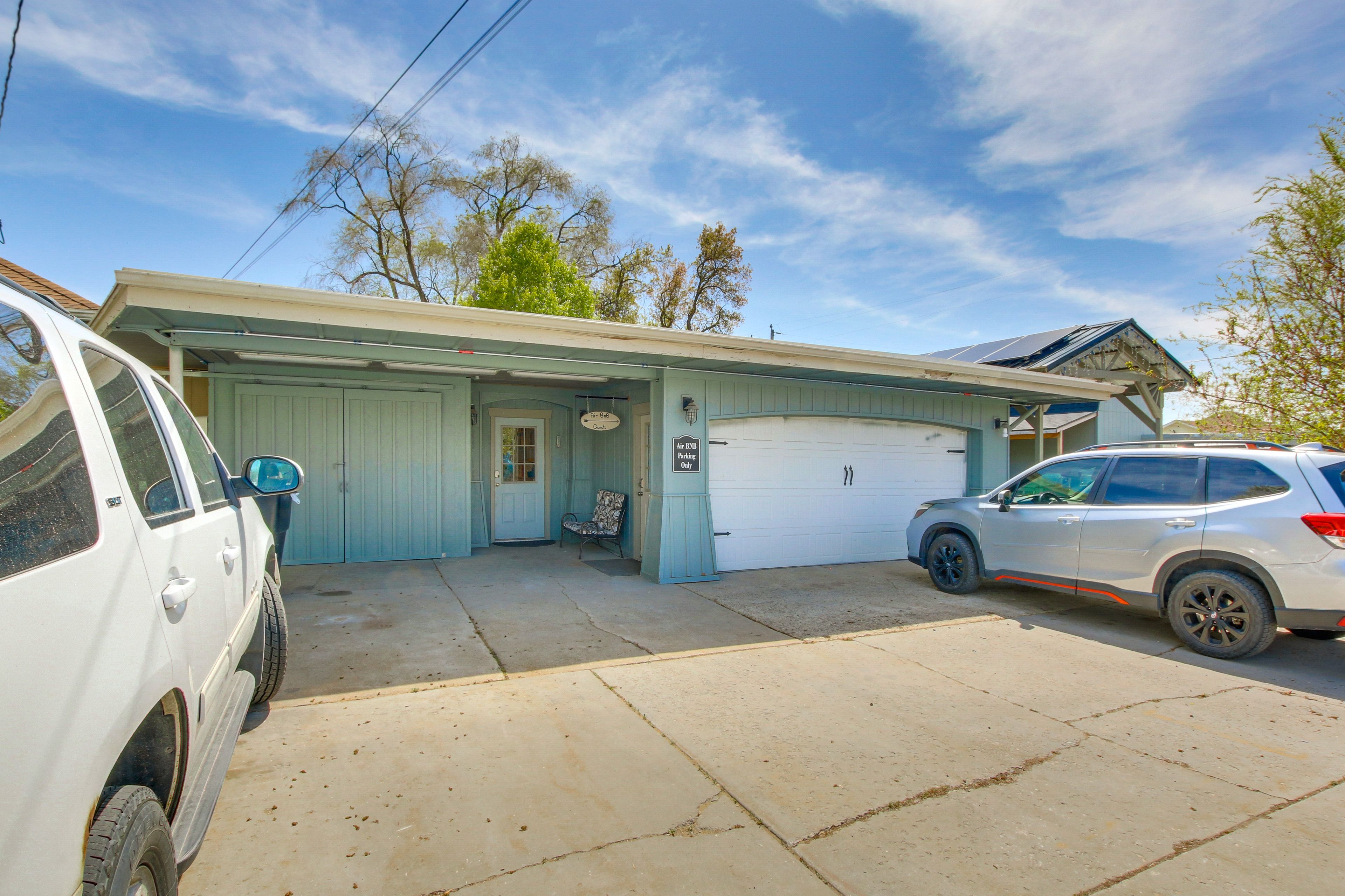 Parking | Shared Driveway (1 Vehicle)