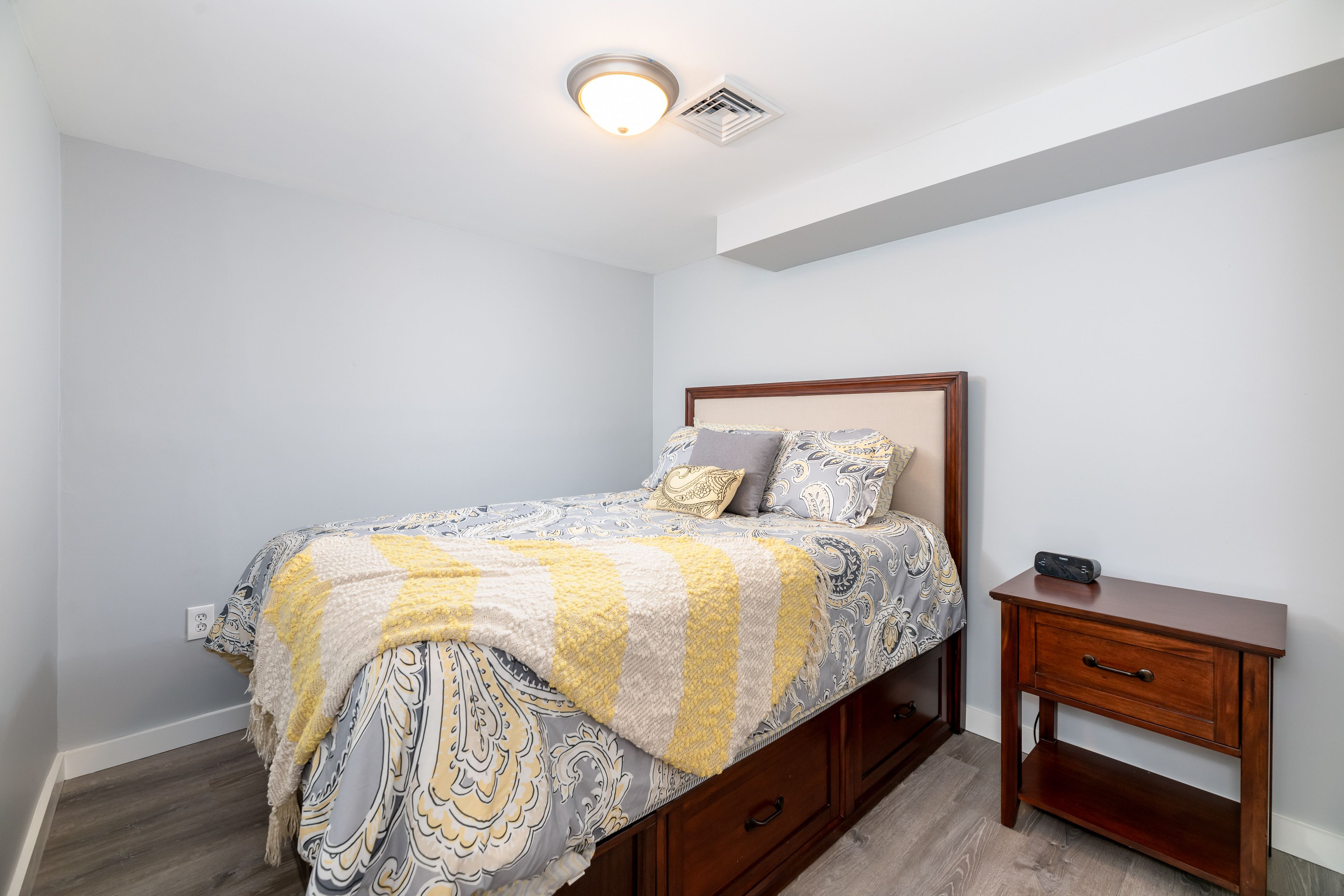Bedroom 3 | Queen Bed | 1st Floor