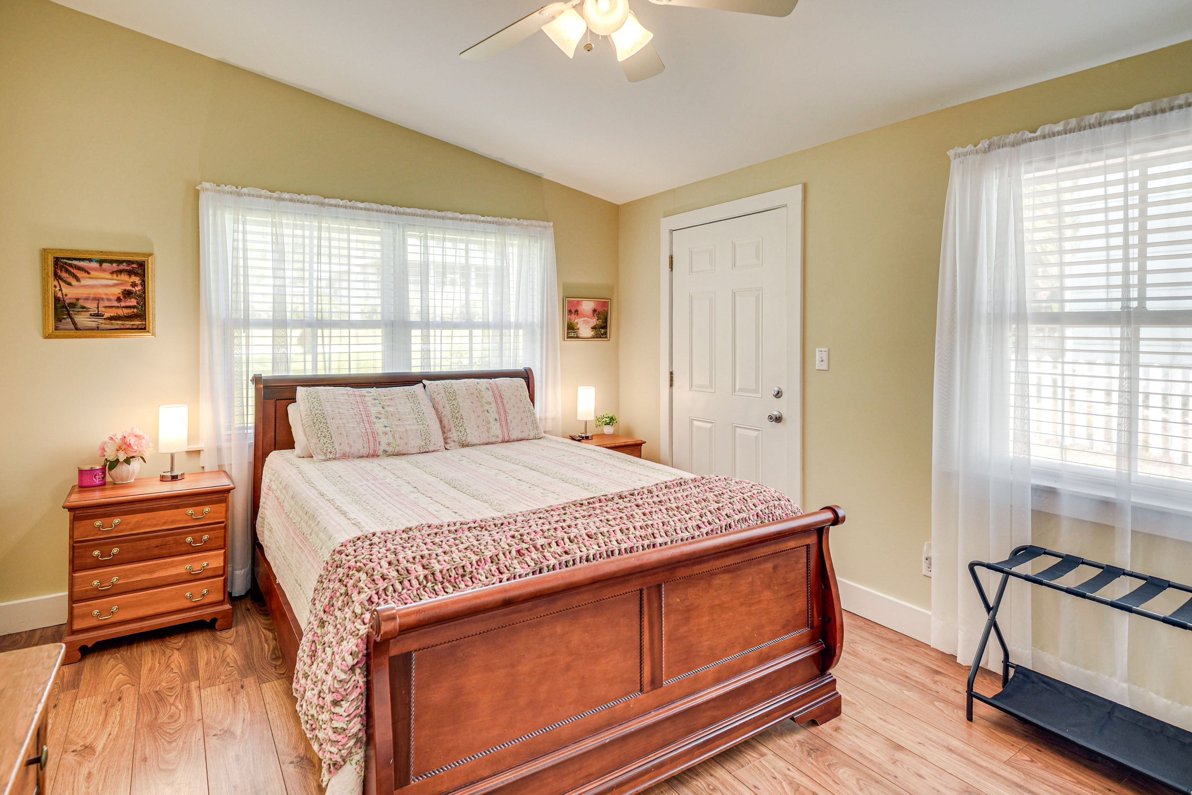 Bedroom 2 | Queen Bed | 1st Floor (2 Steps Required) | Hangers