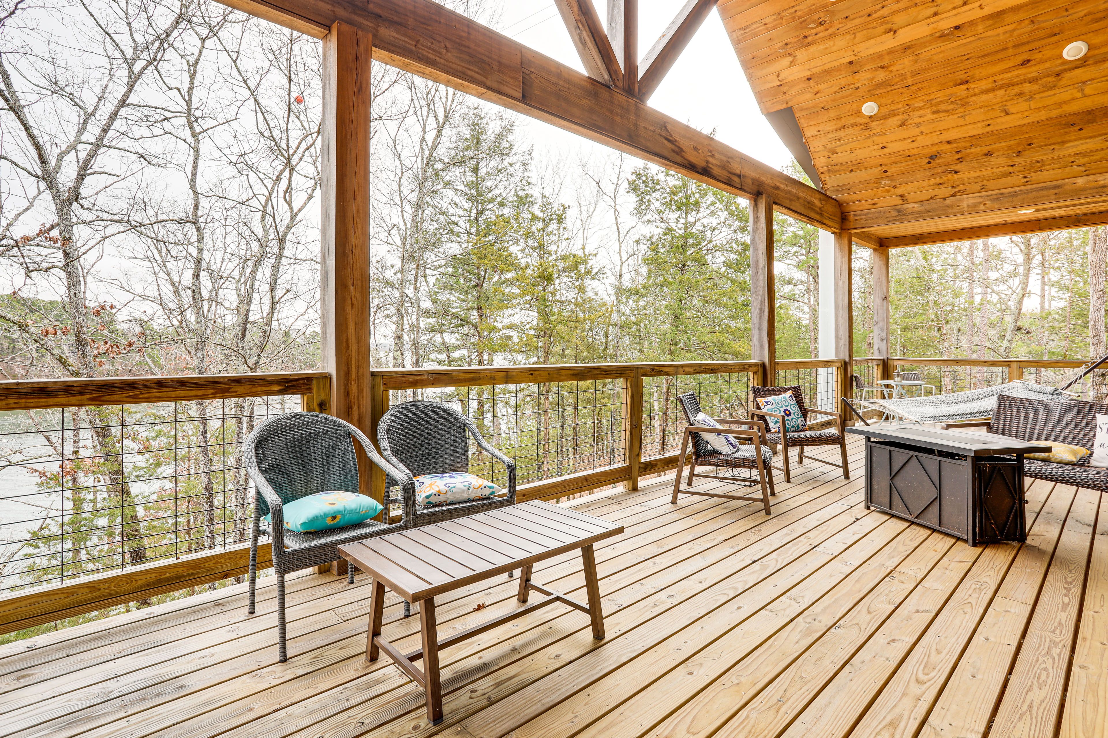 Wraparound Deck | Ping-Pong Table | Charcoal Grill | Hammock