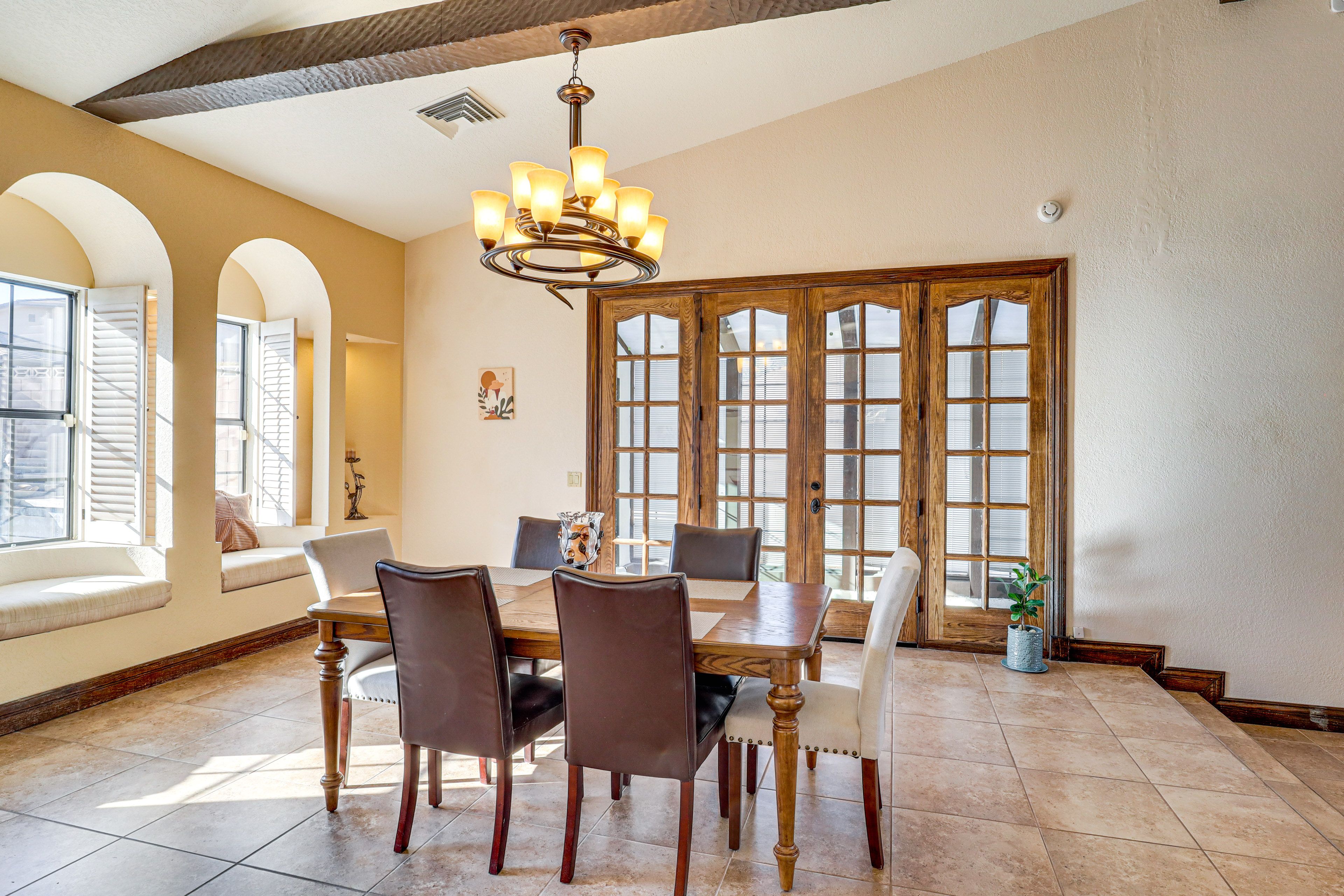 Dining Area | 1st Floor