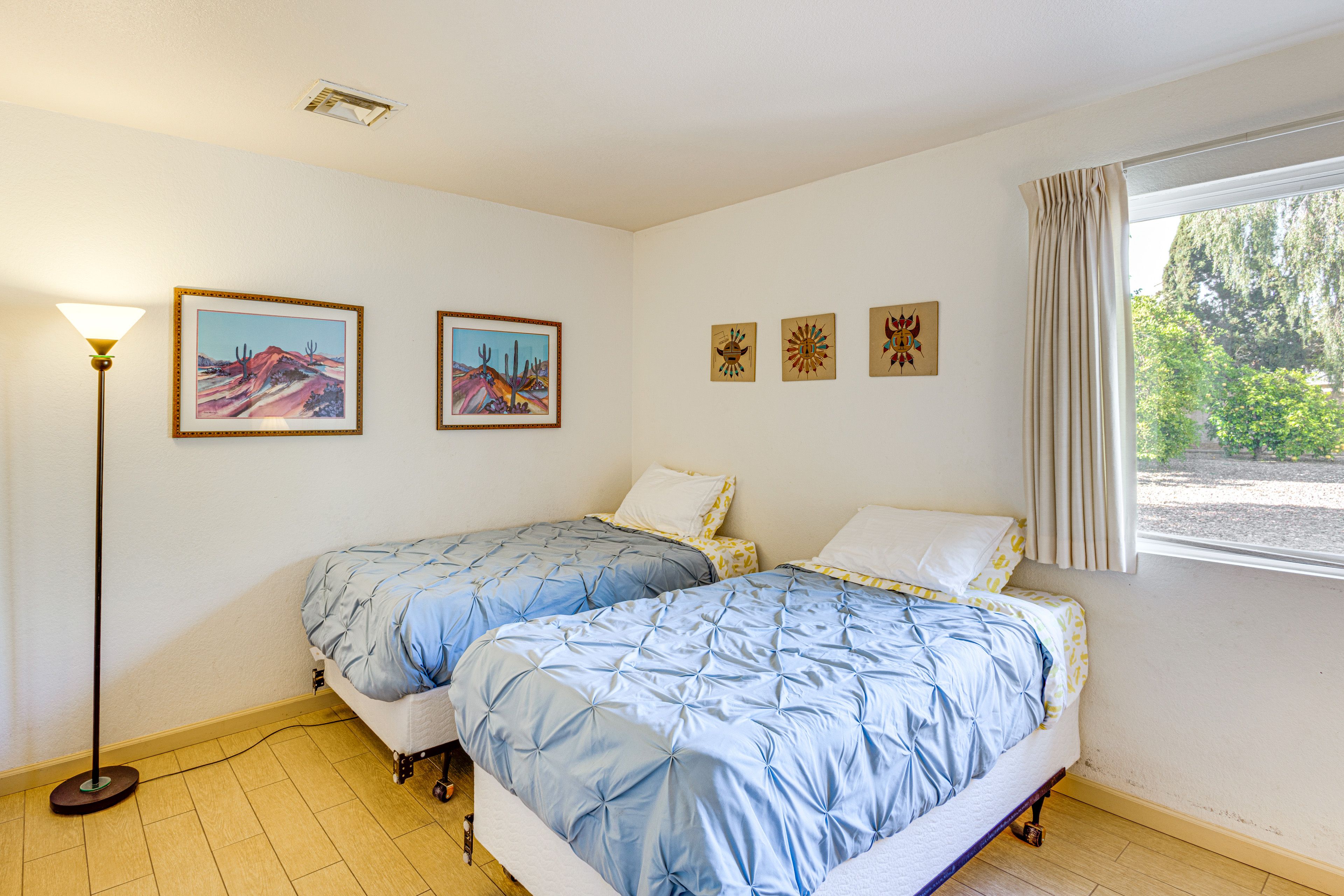 Bedroom 3 | 2 Twin Beds
