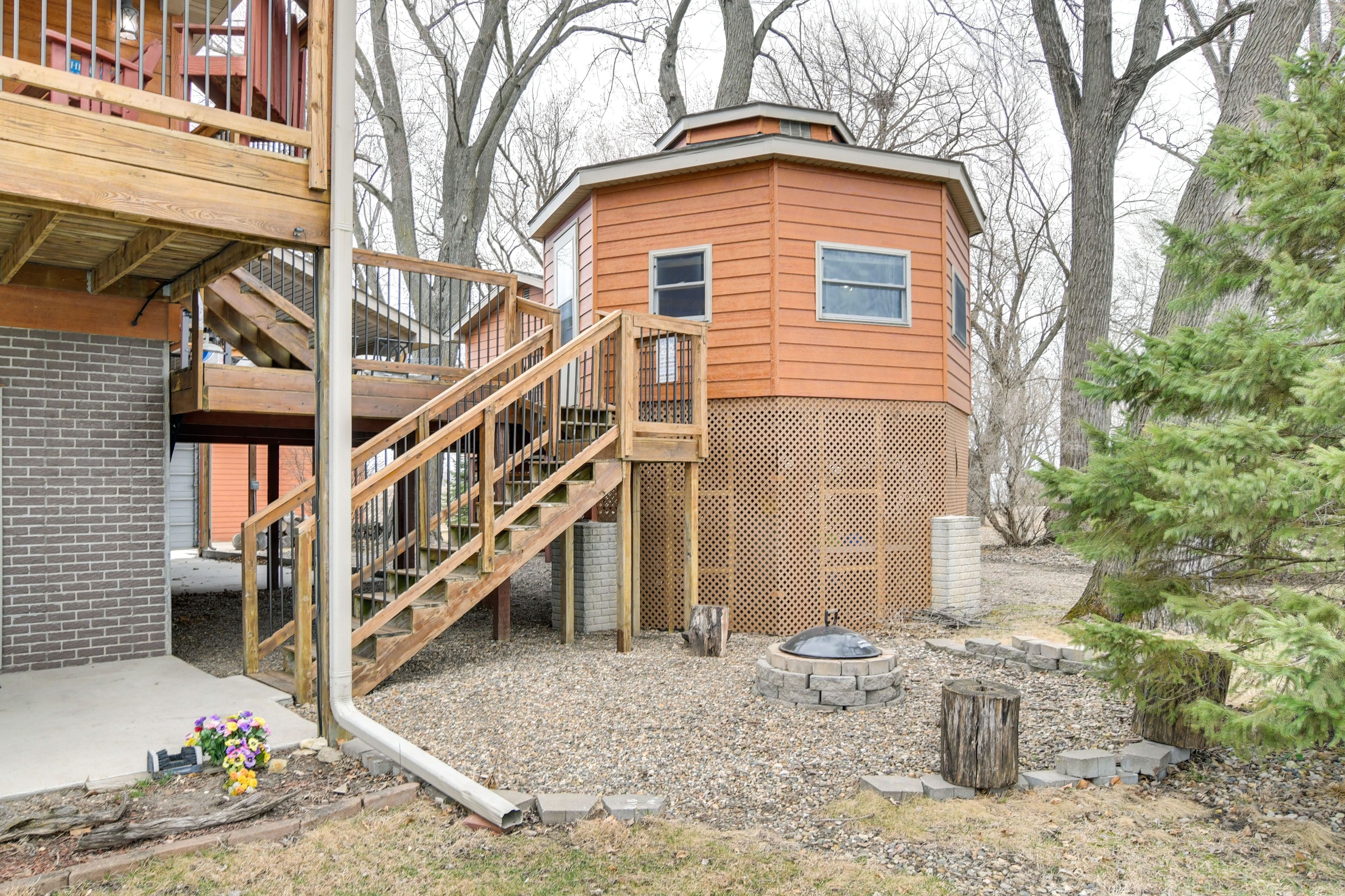 Gazebo Exterior