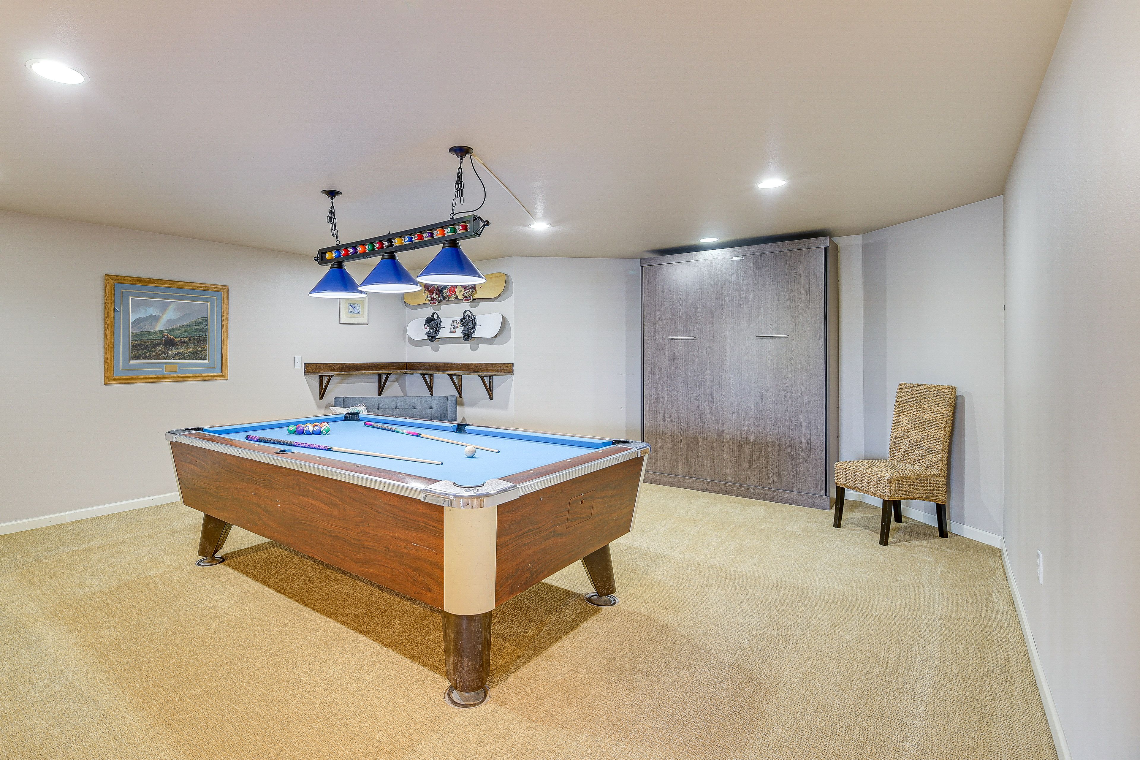 Den | Queen Murphy Bed | Pool Table | Dry Bar