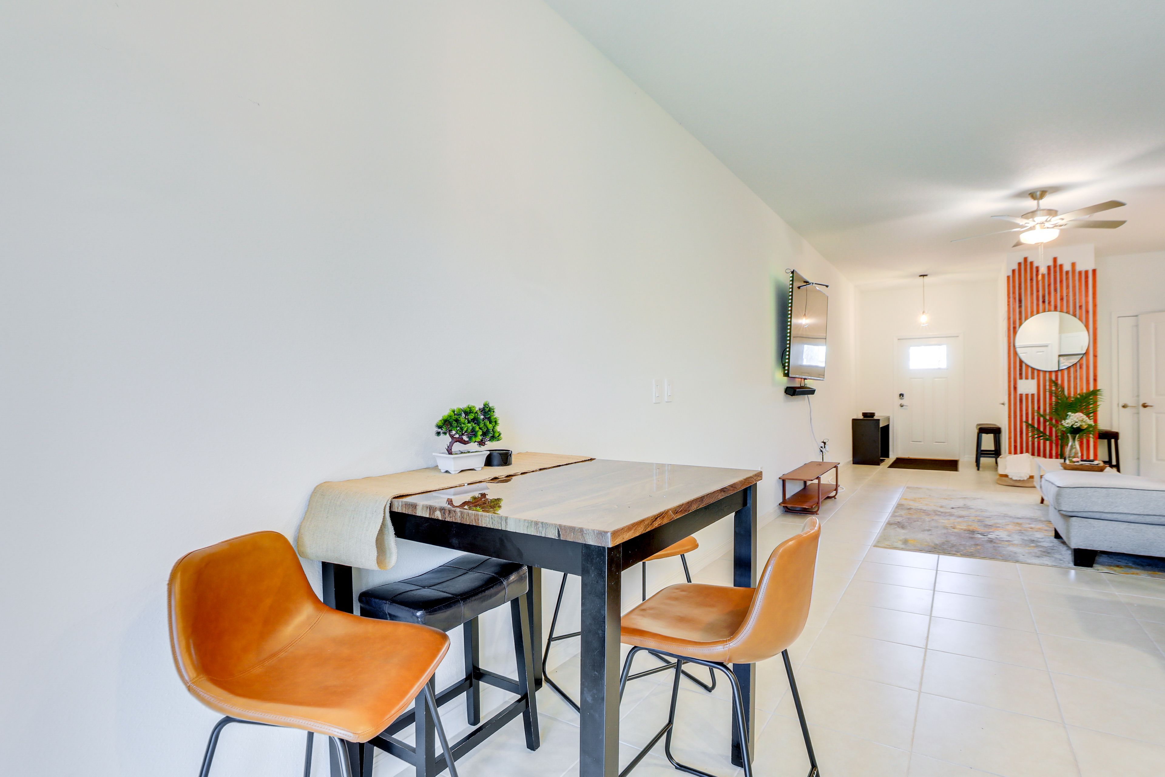Dining Area | 1st Floor