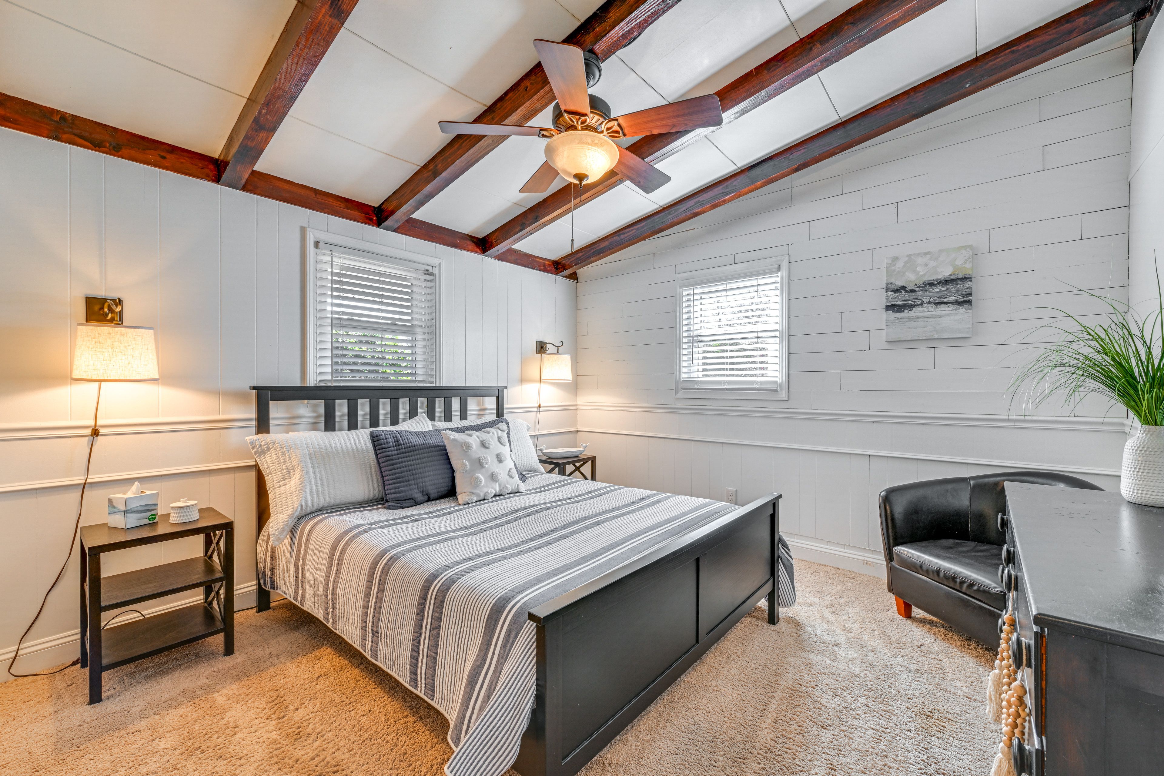 Bedroom 2 | Main Level | Queen Bed