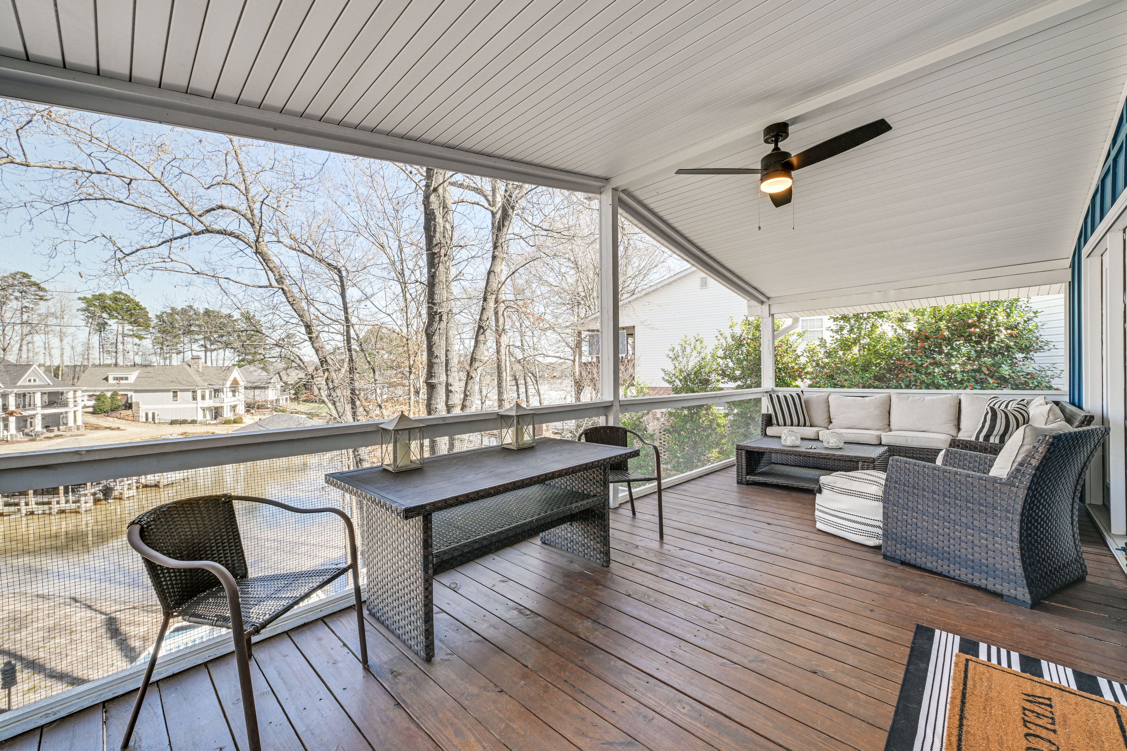Screened Porch | Seating | Dining Area | Lake View