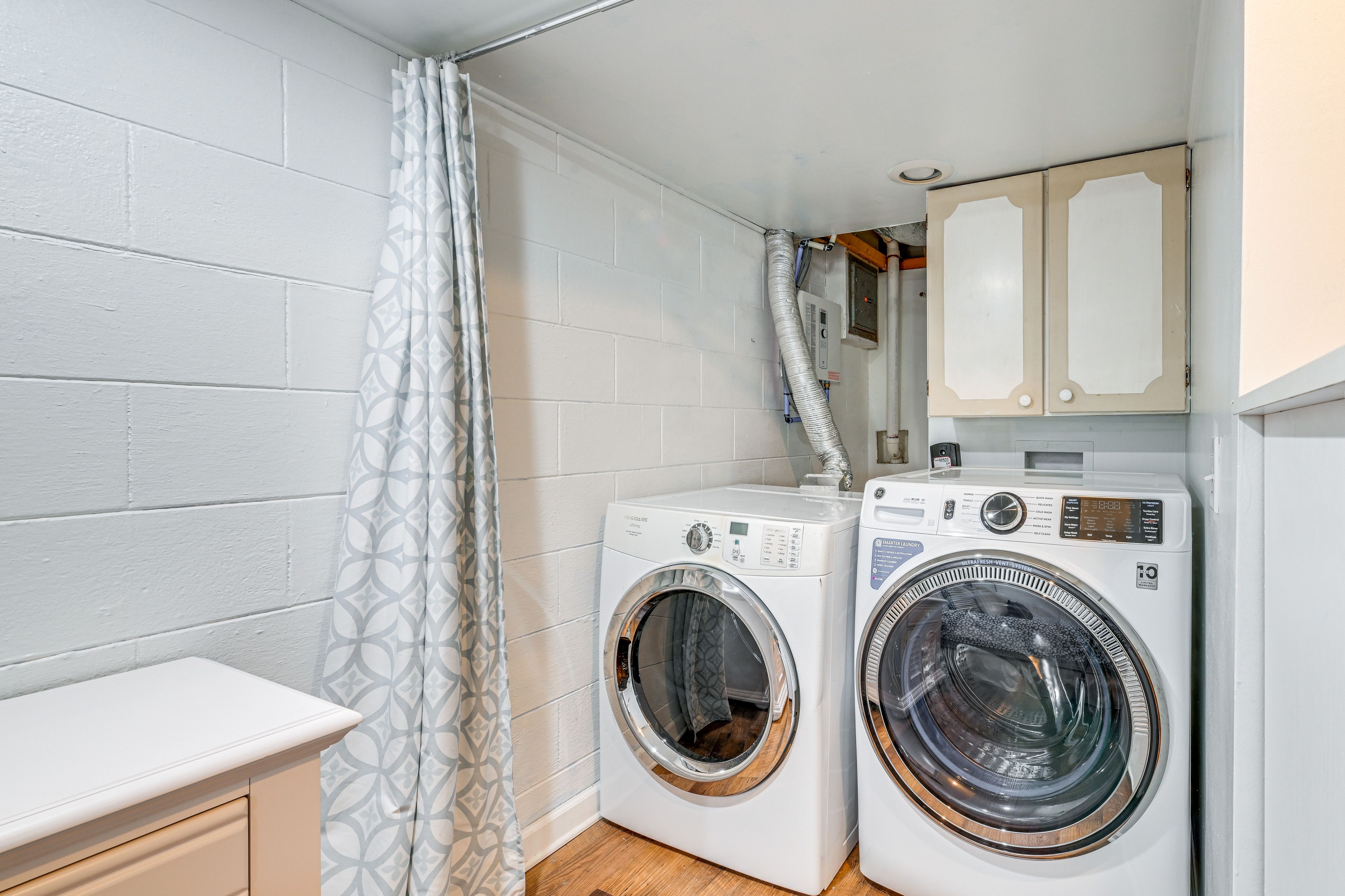 Washer & Dryer | Lower Level