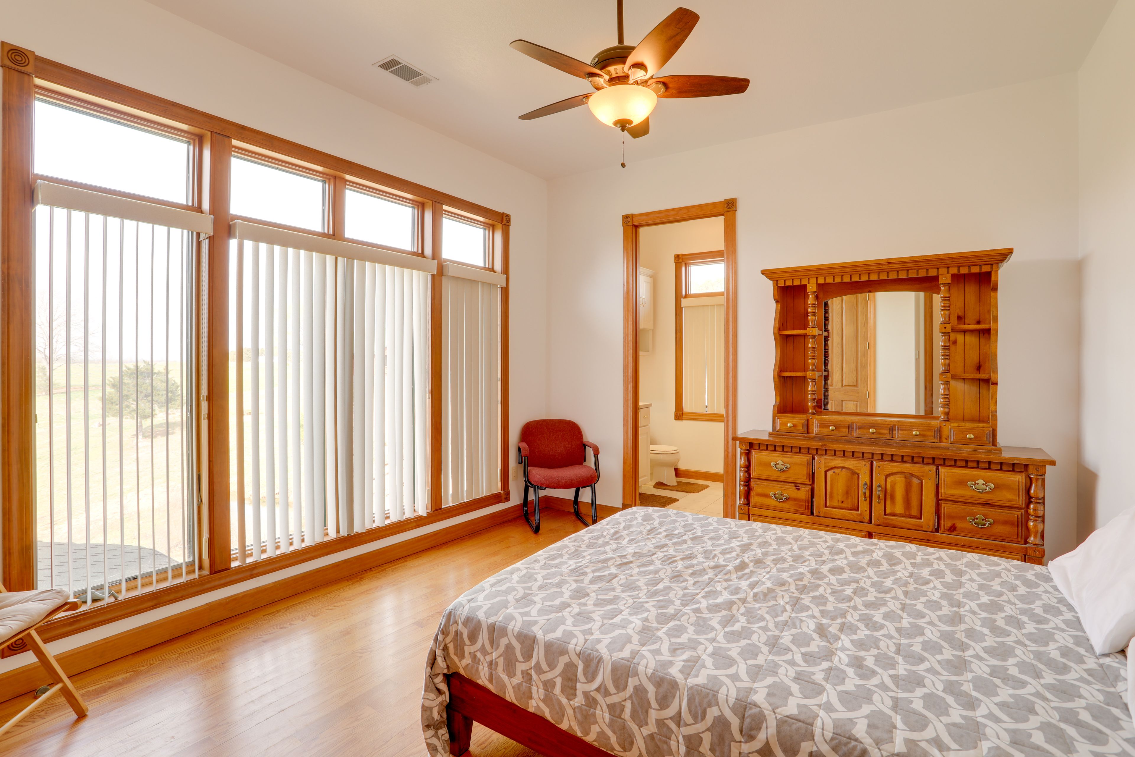 Bedroom 3 | Queen Bed | En-Suite Bathroom