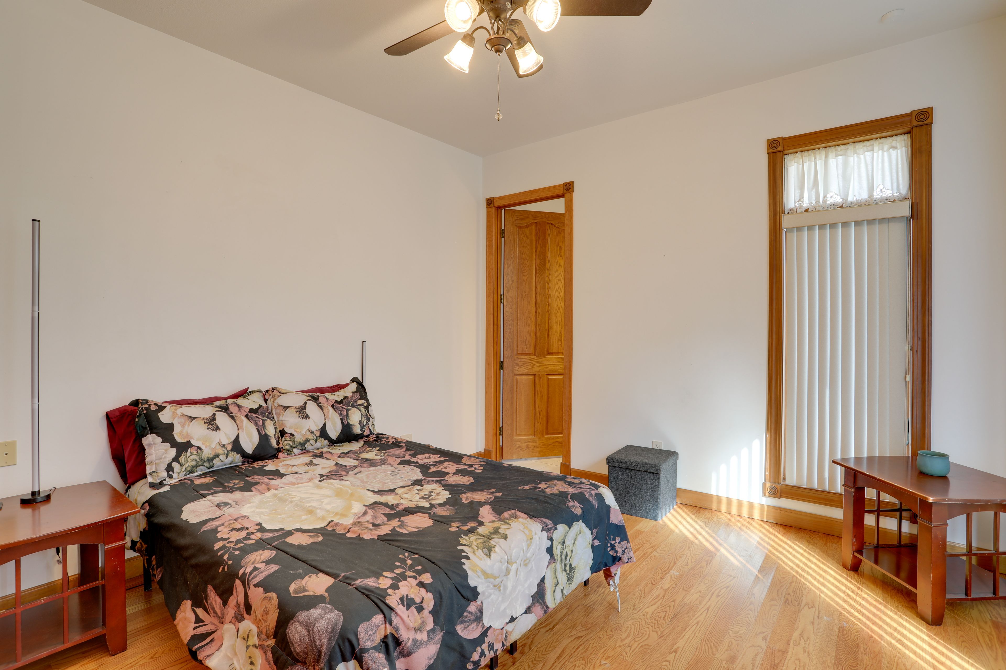 Bedroom 2 | Queen Bed | En-Suite Bathroom