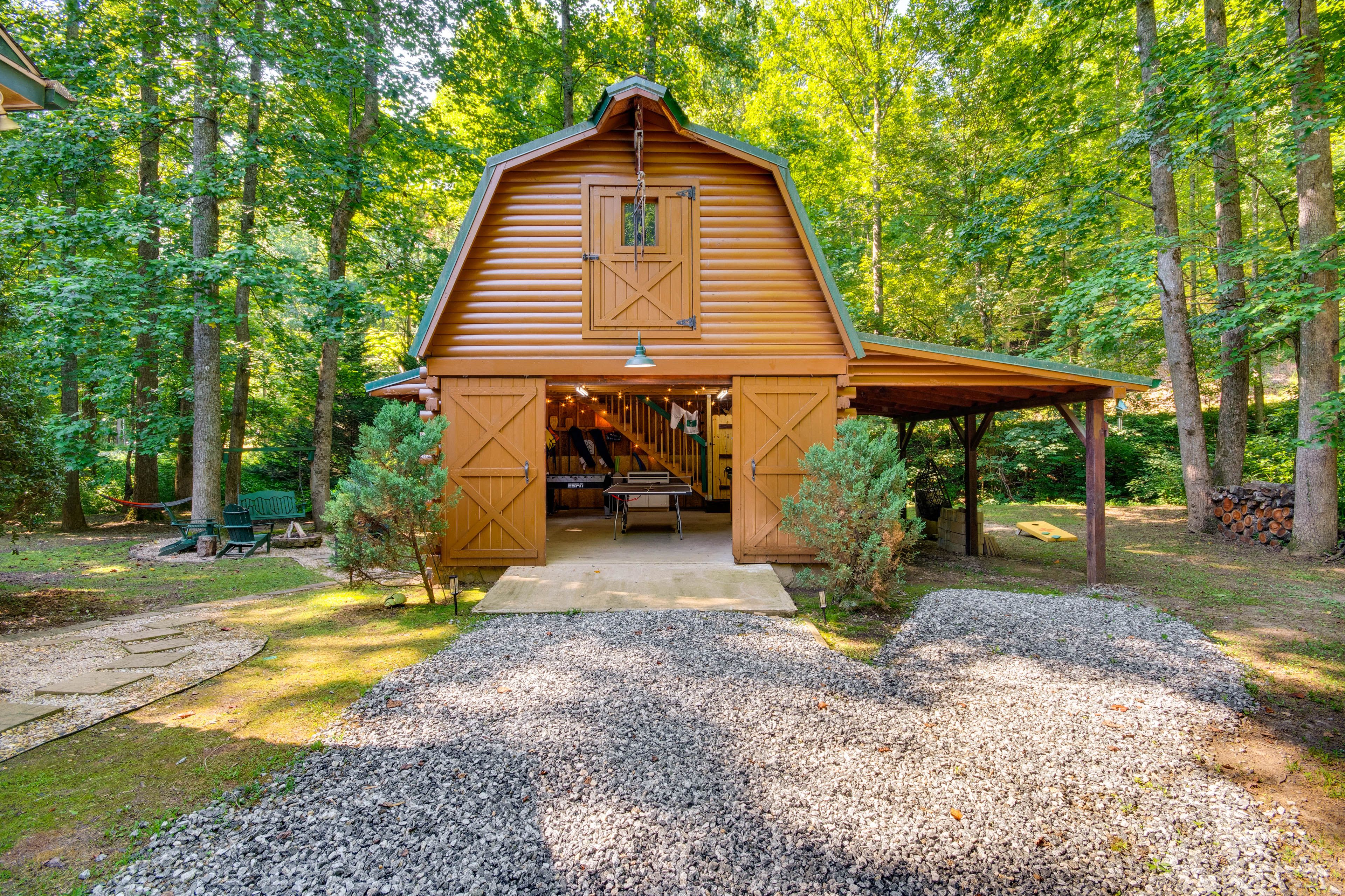 Detached Game Room