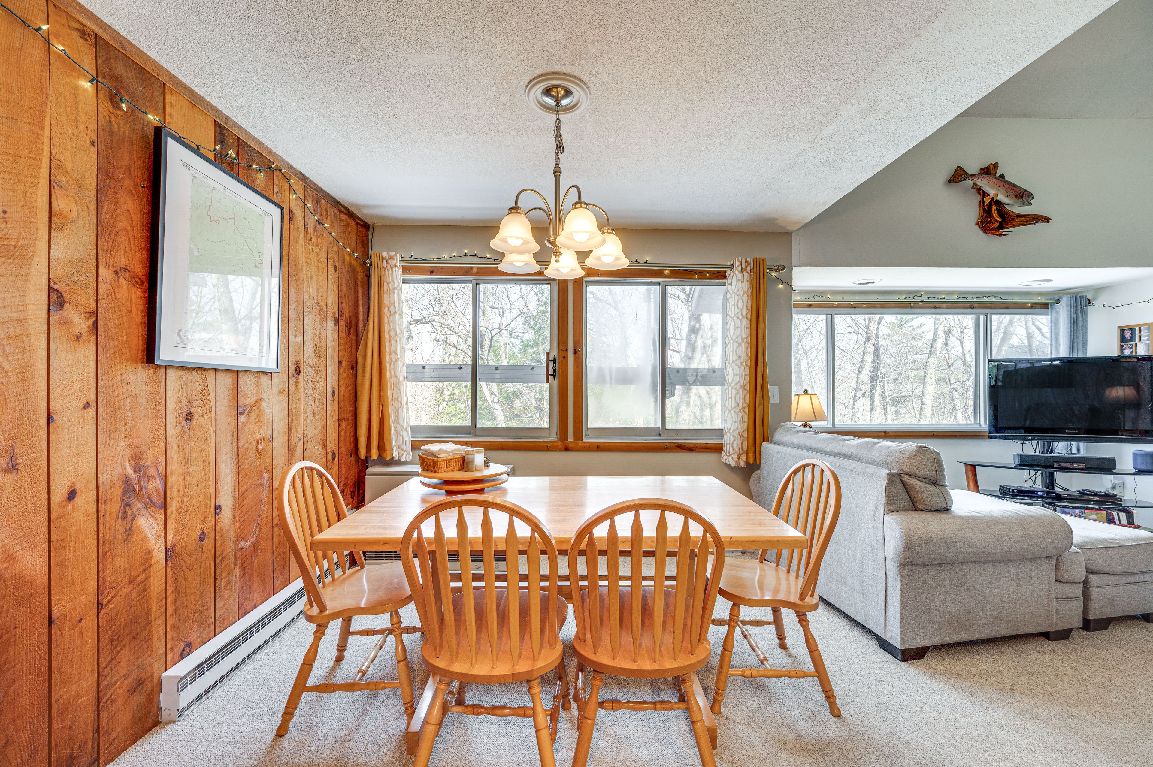 Dining Area | 2nd Floor