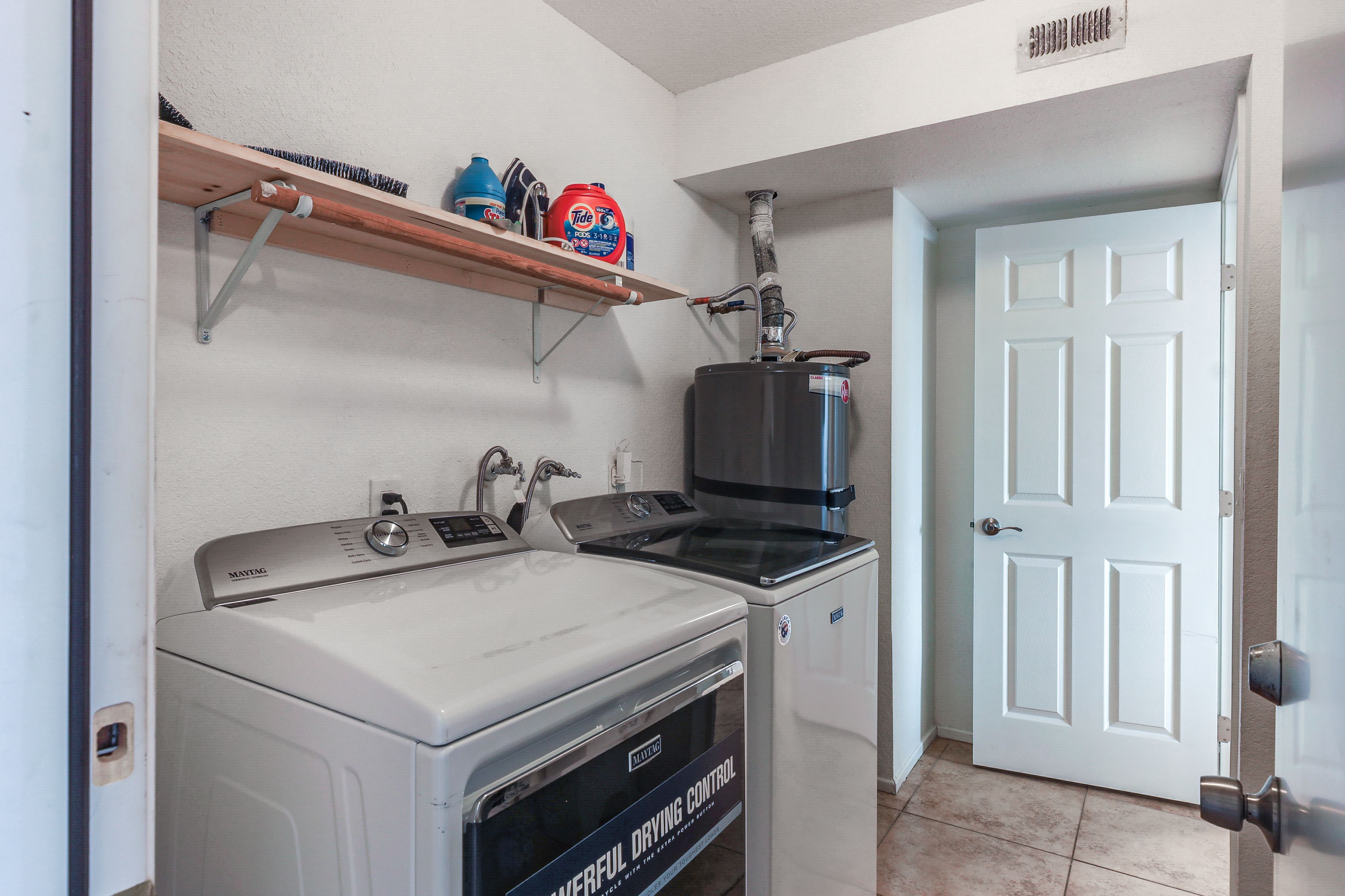 Washer & Dryer | Lower Level