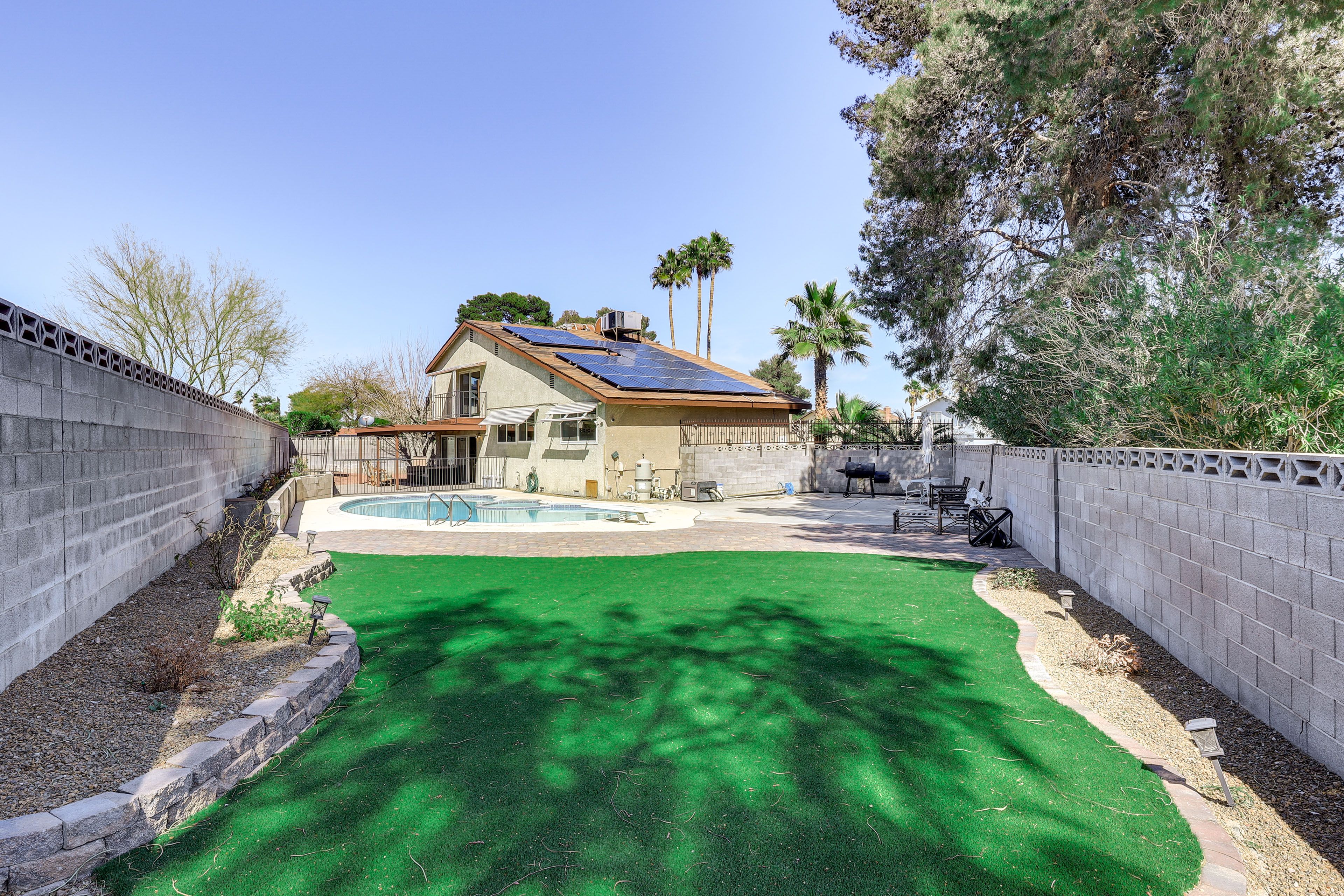 Pool Area | Charcoal Grill