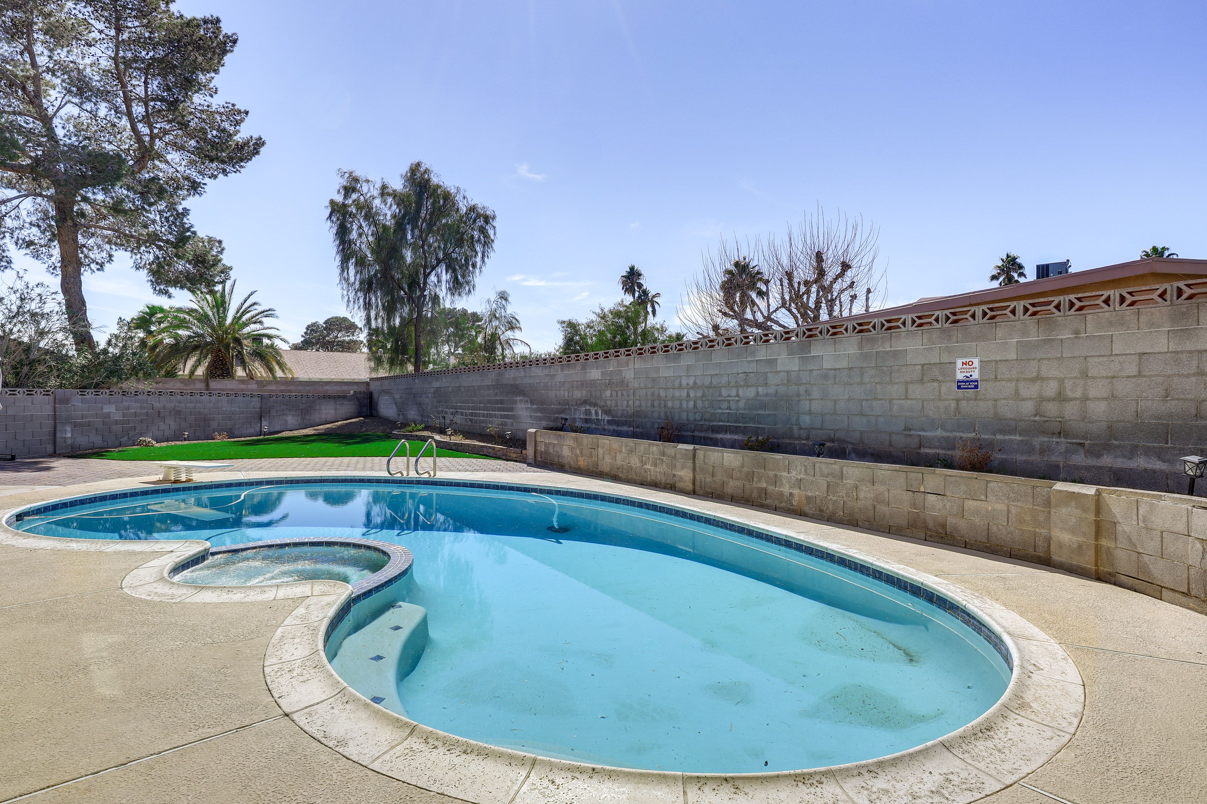 Pool Area | Hot Tub