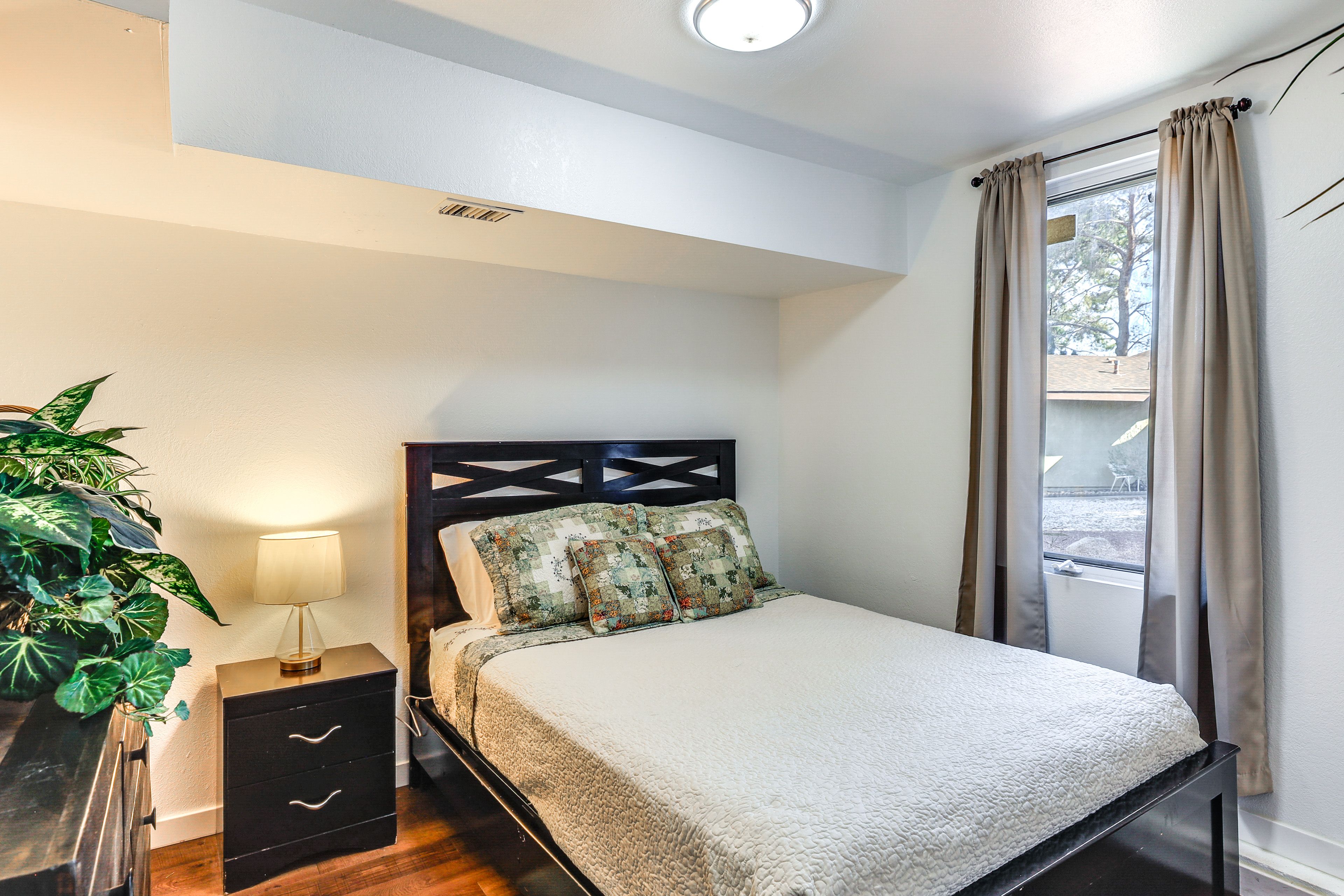 Bedroom 4 | Queen Bed | Upper Level