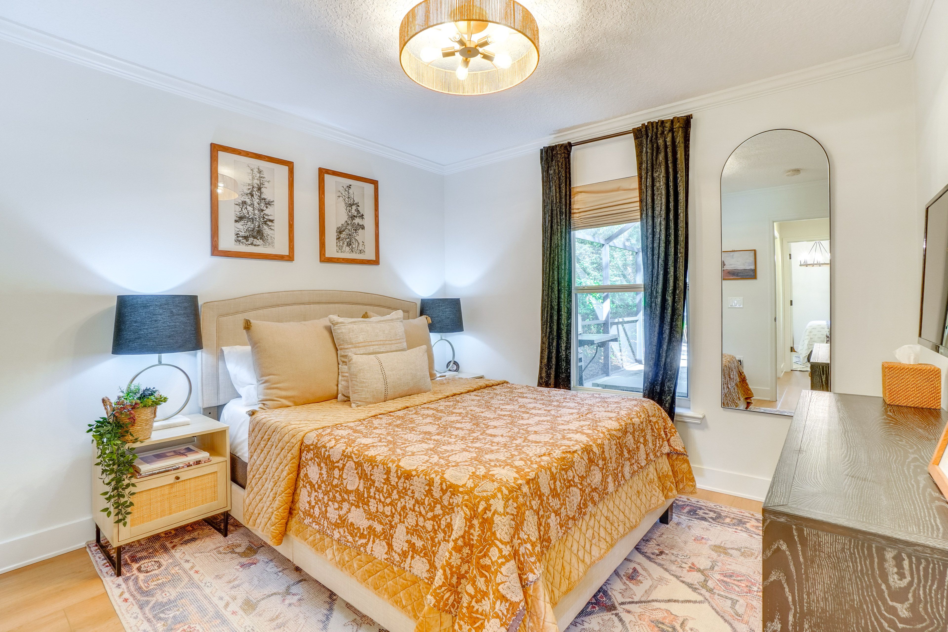 Bedroom 3 | Queen Bed