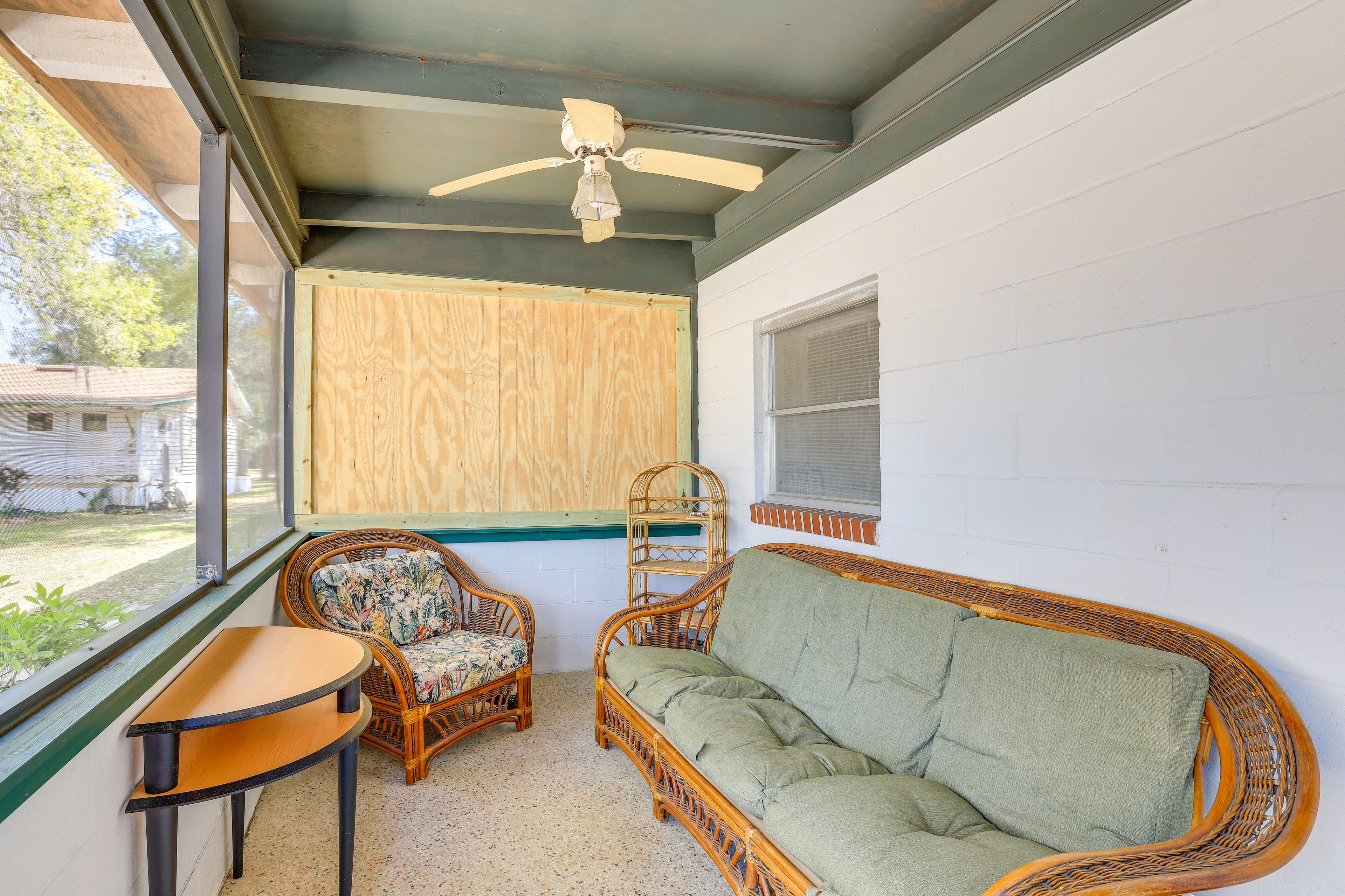 Private Lanai | Lounge Seating