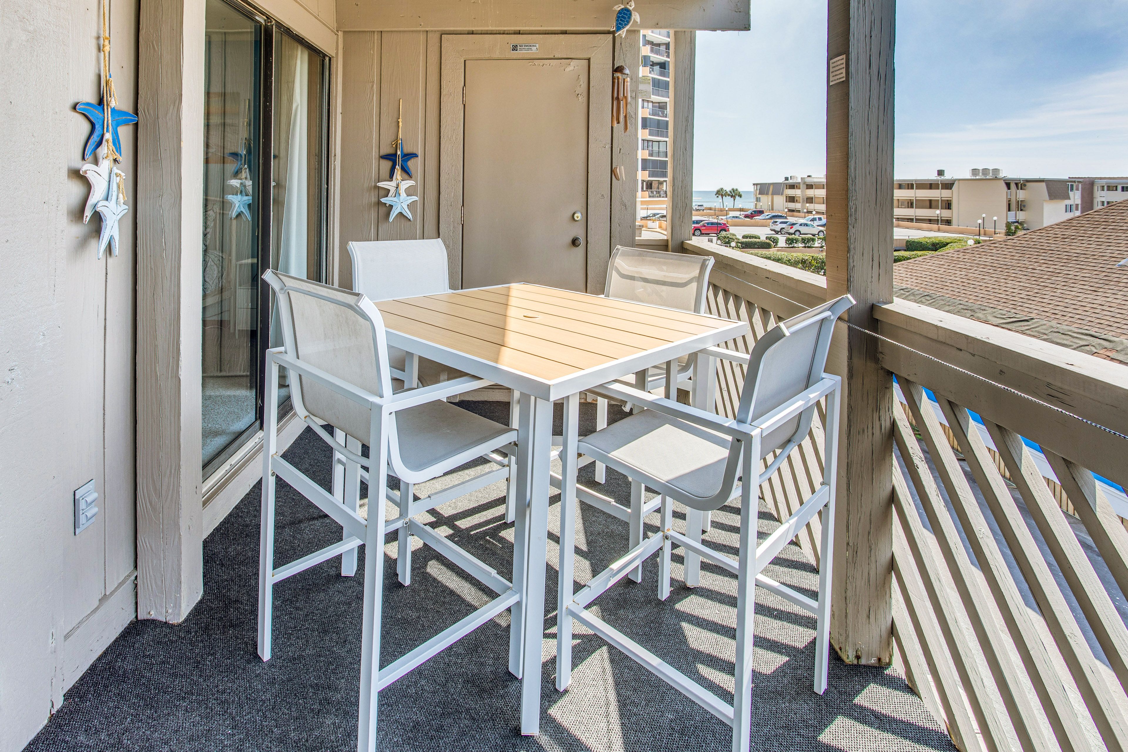 Private Balcony | Pool Views