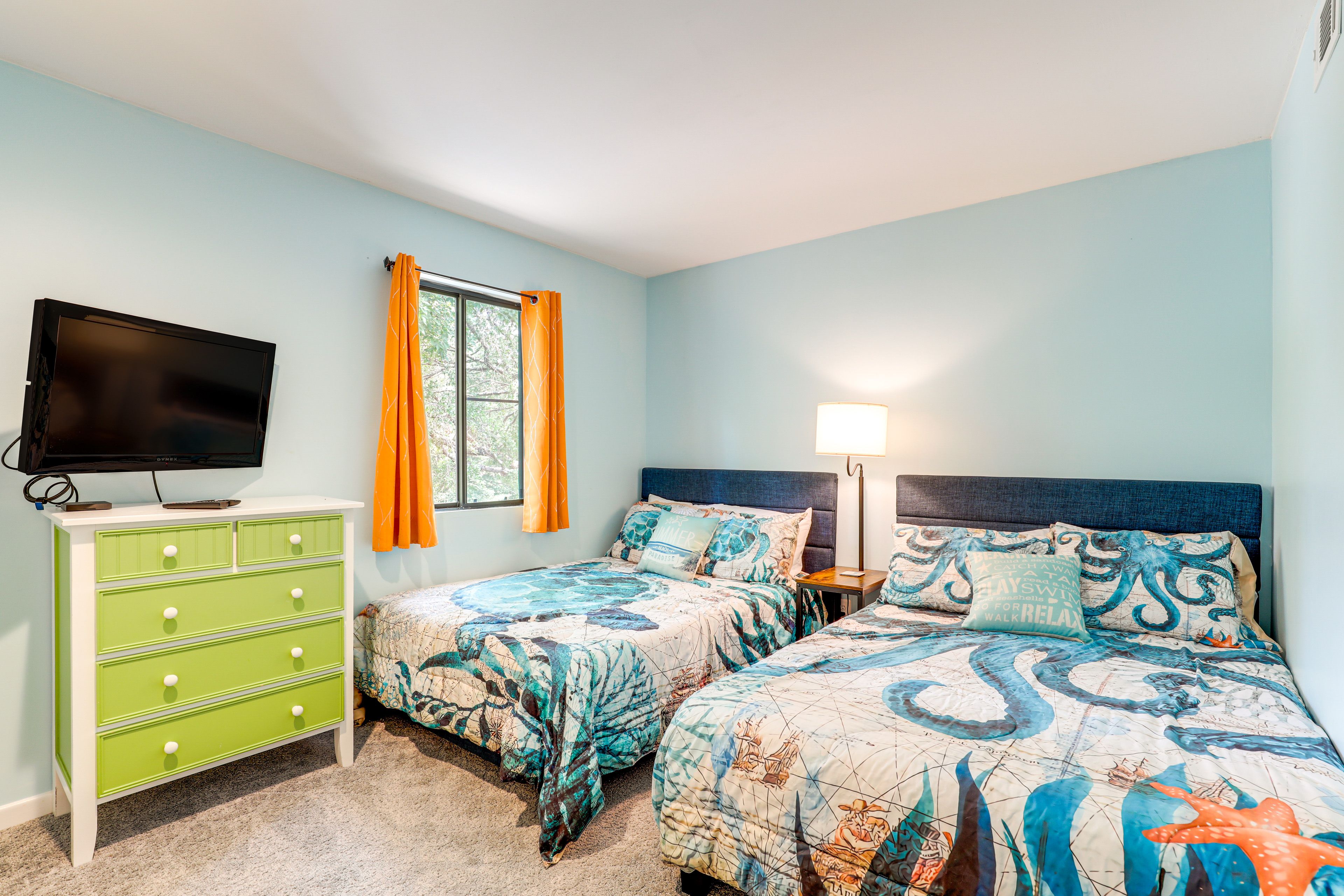 Bedroom 2 | 2 Full Beds | 2nd Floor