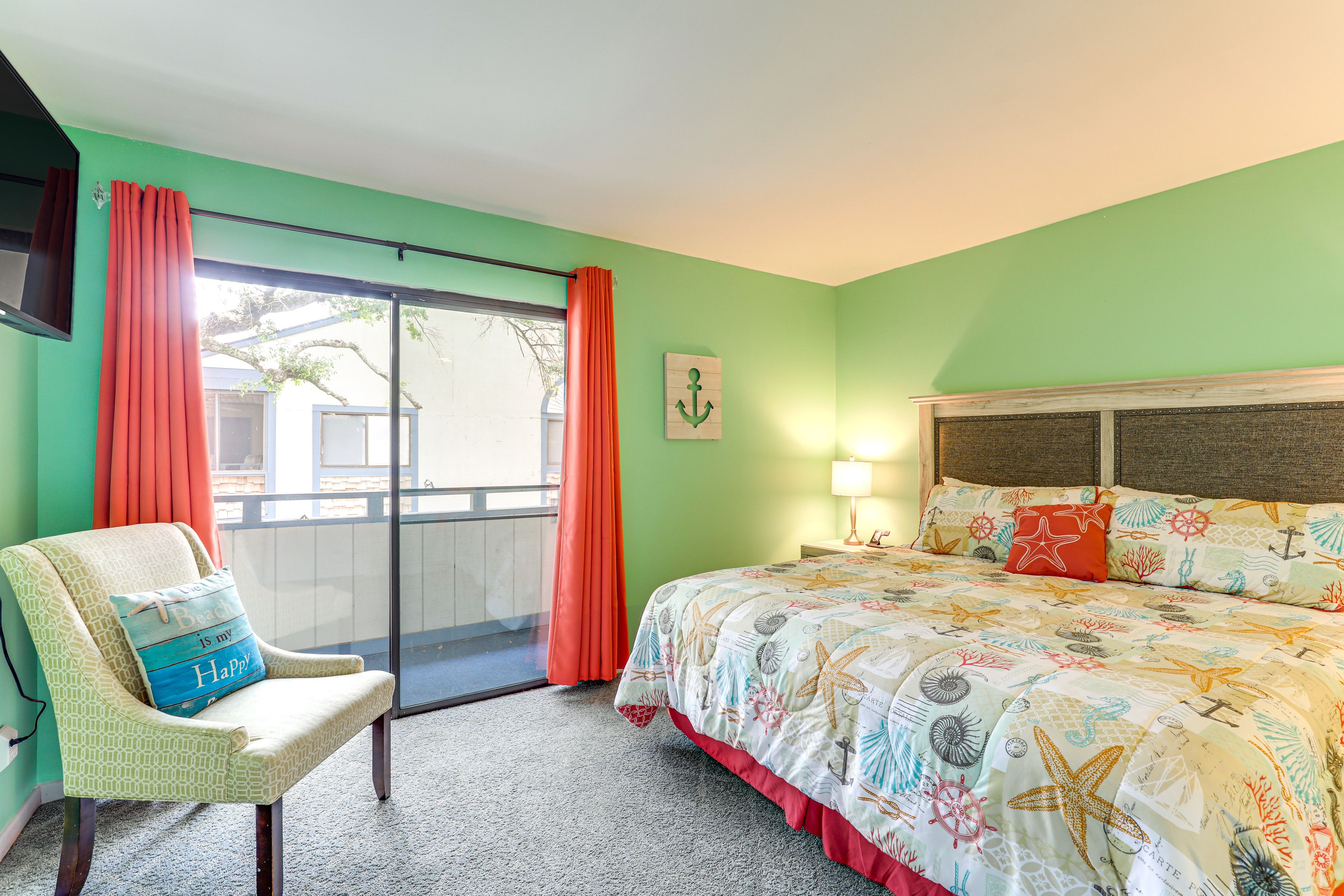 Bedroom 1 | King Bed | 2nd Floor