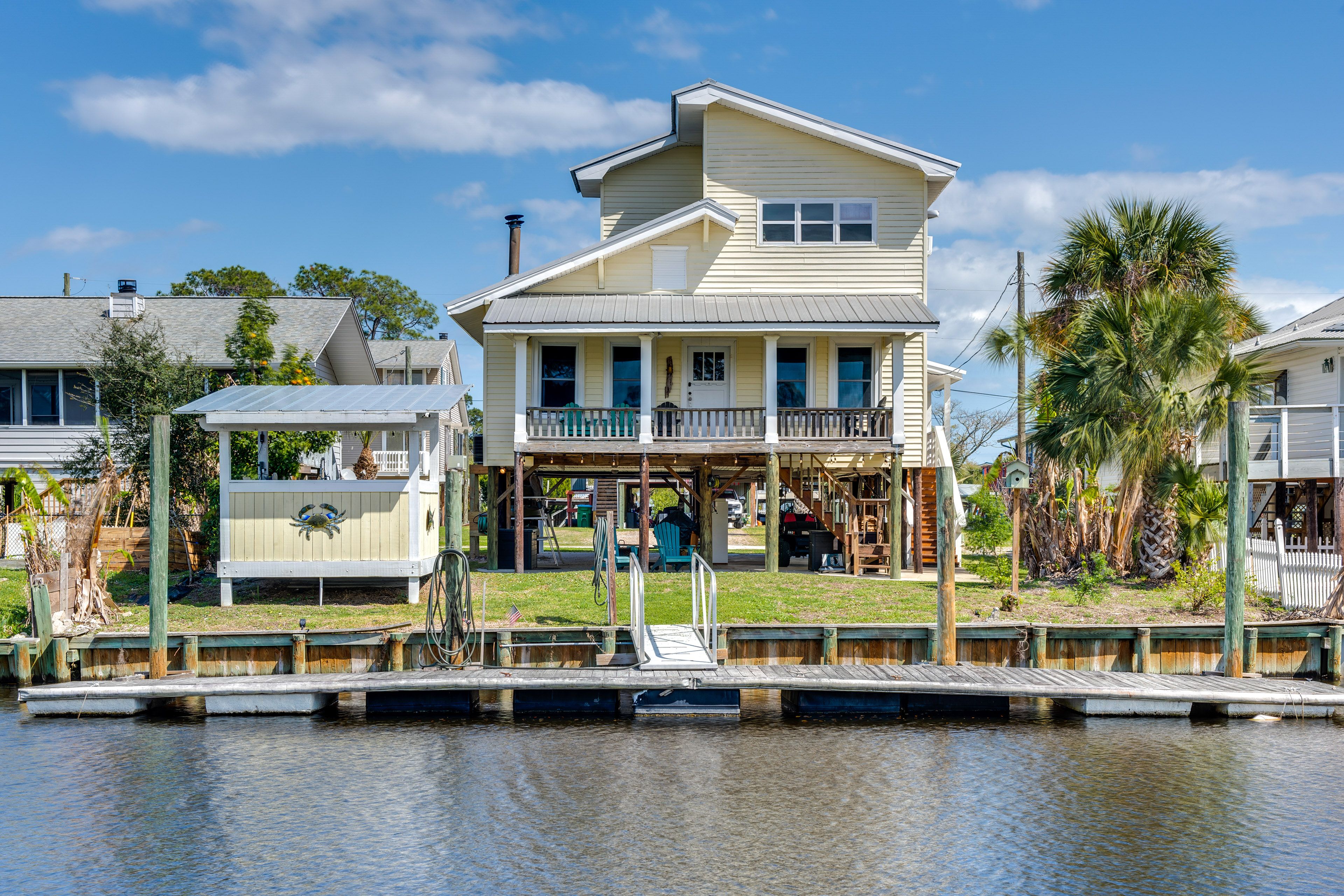 Shell Point Vacation Rental | 4BR | 2BA | Stairs Required | 2,068 Sq Ft
