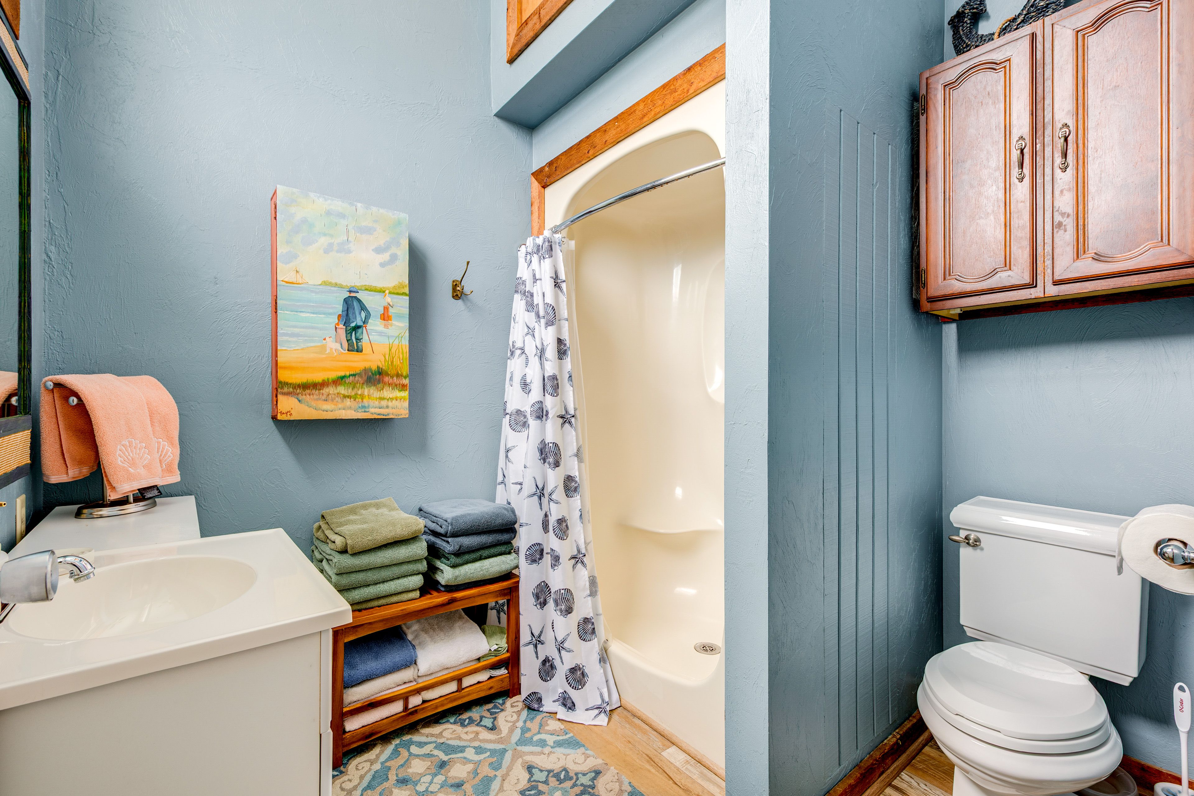 En-Suite Bathroom | 2nd Floor | Towels Provided