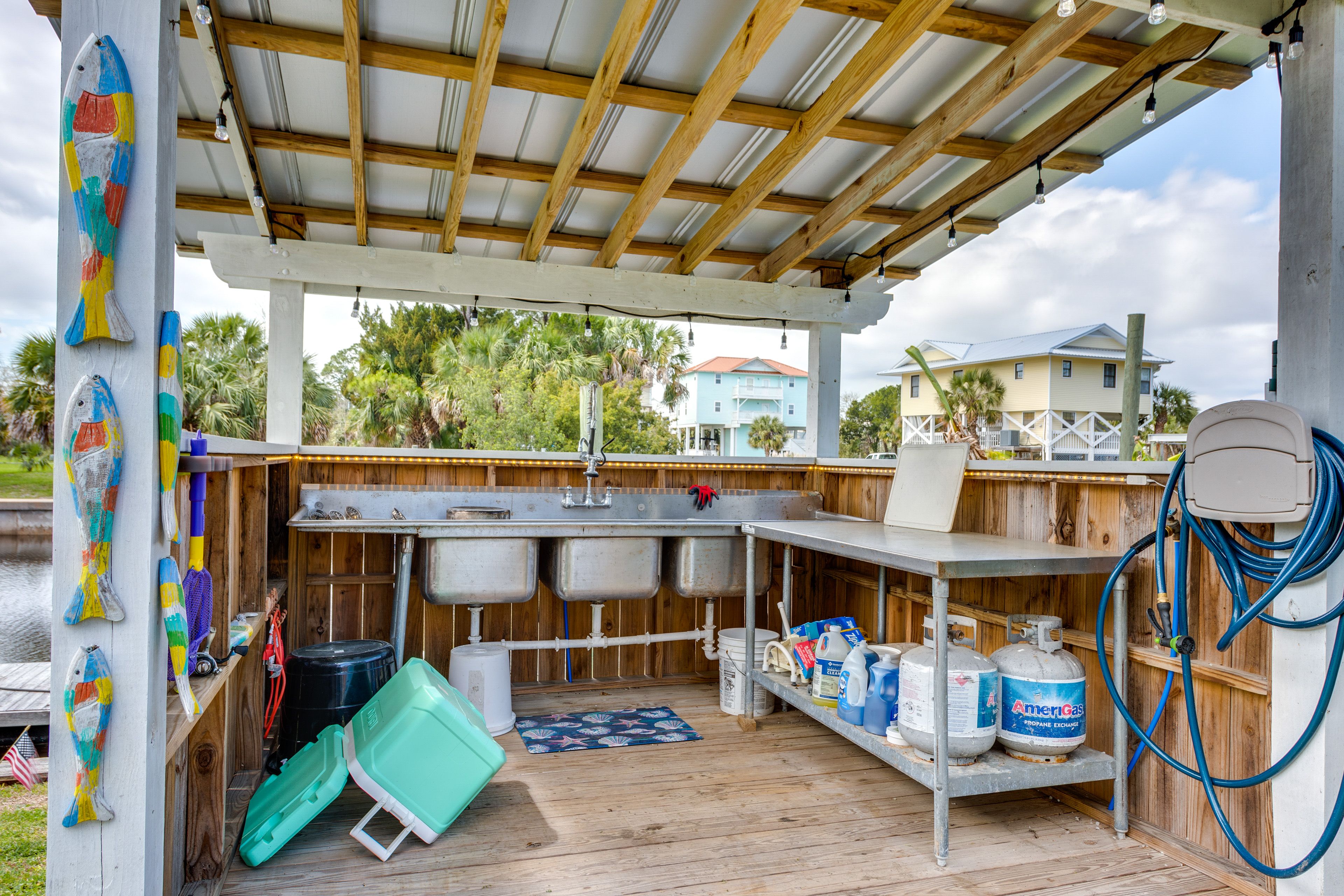 Fish Cleaning/Food Prep Station | Hose | Sink