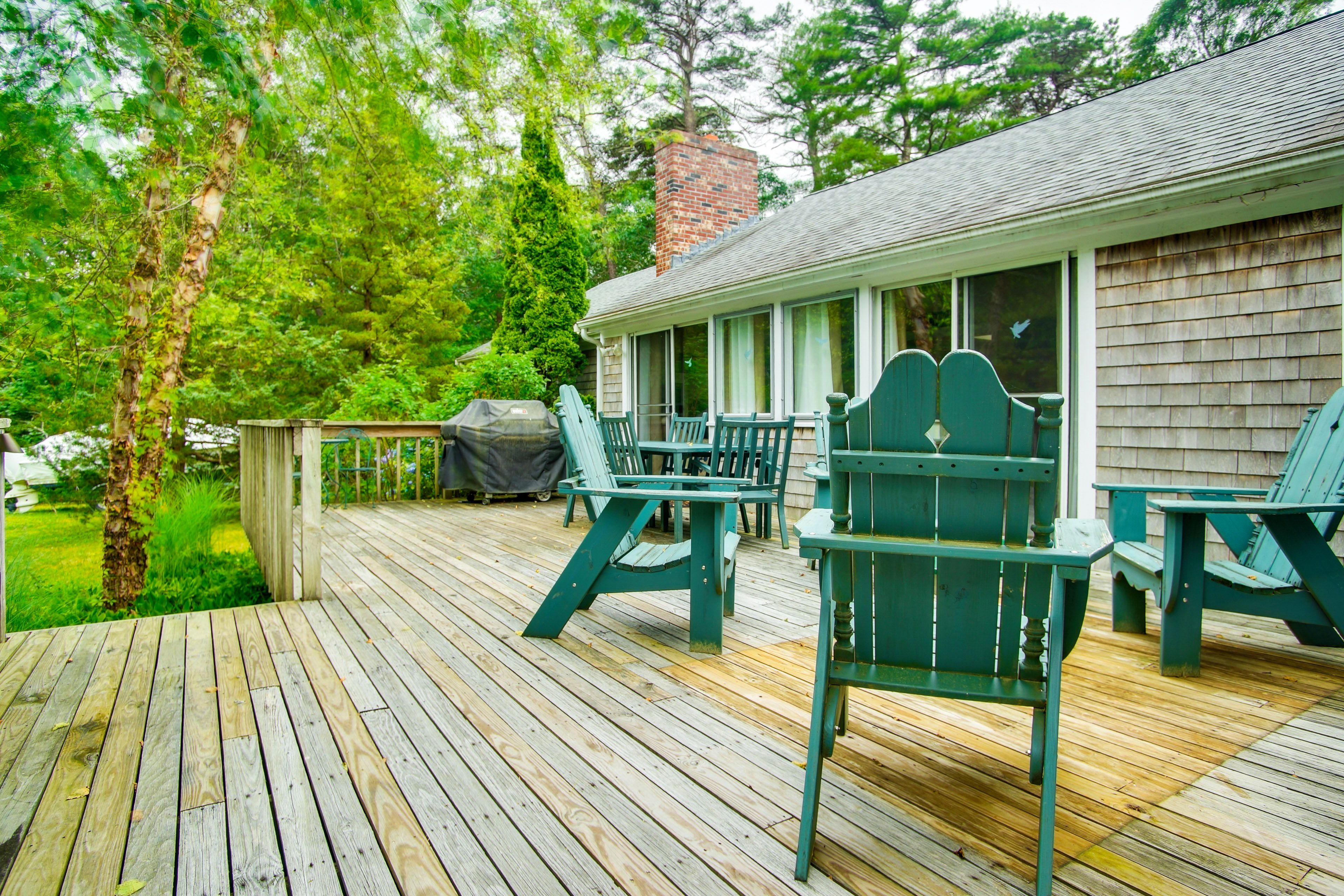 Furnished Deck