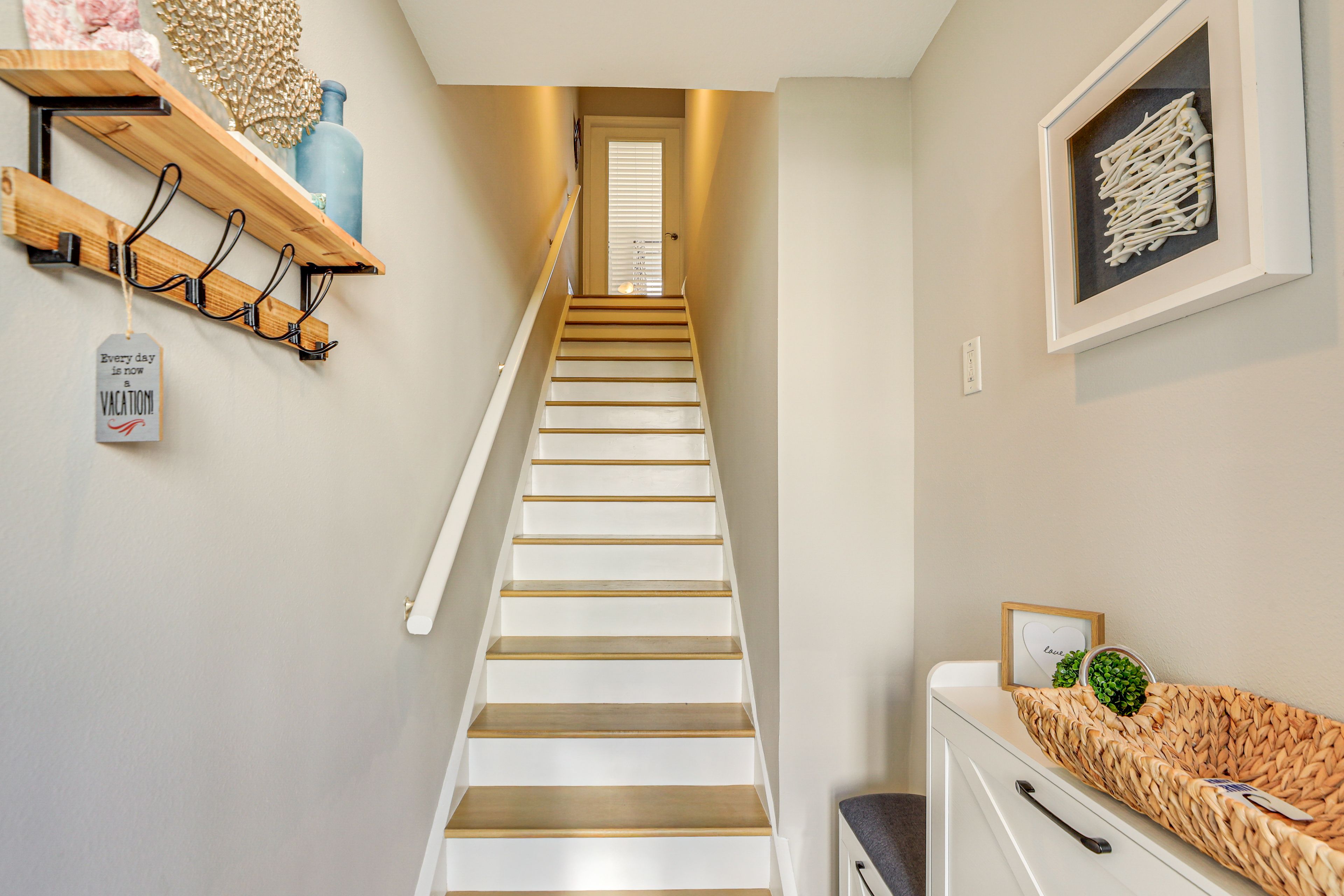 Stairs to 2nd Floor