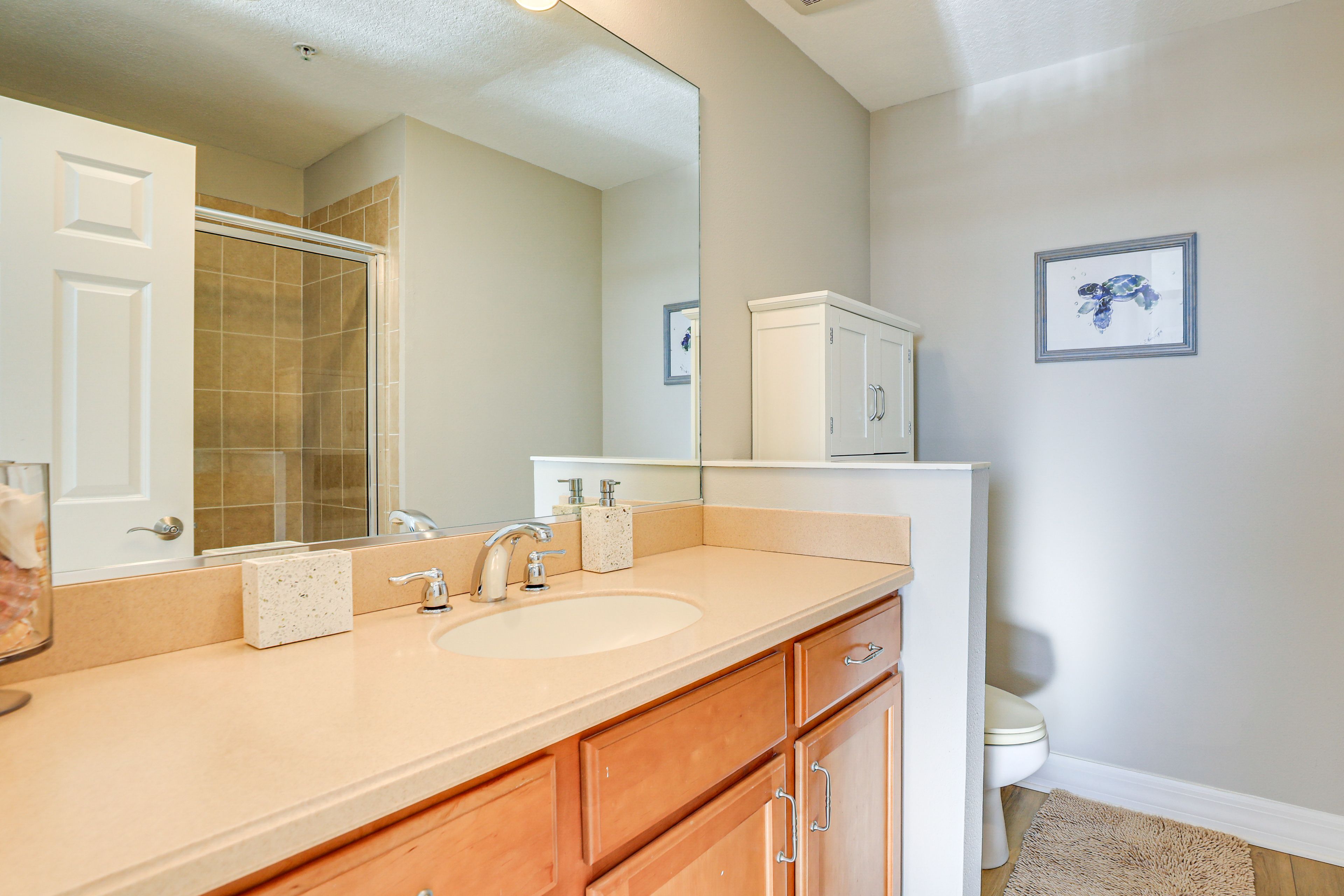 En-Suite Bathroom | 3rd Floor | Towels Provided