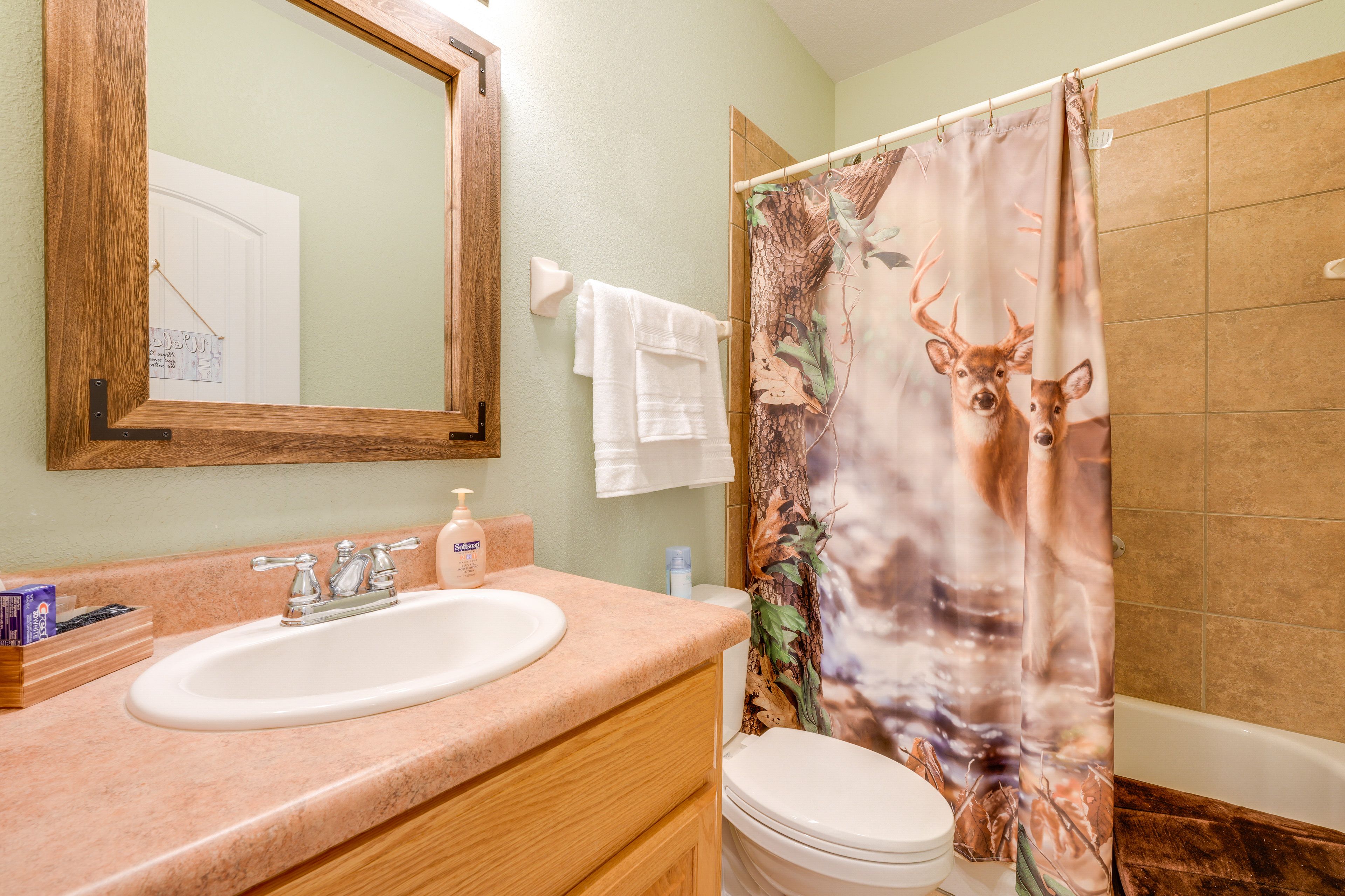 Full Bathroom