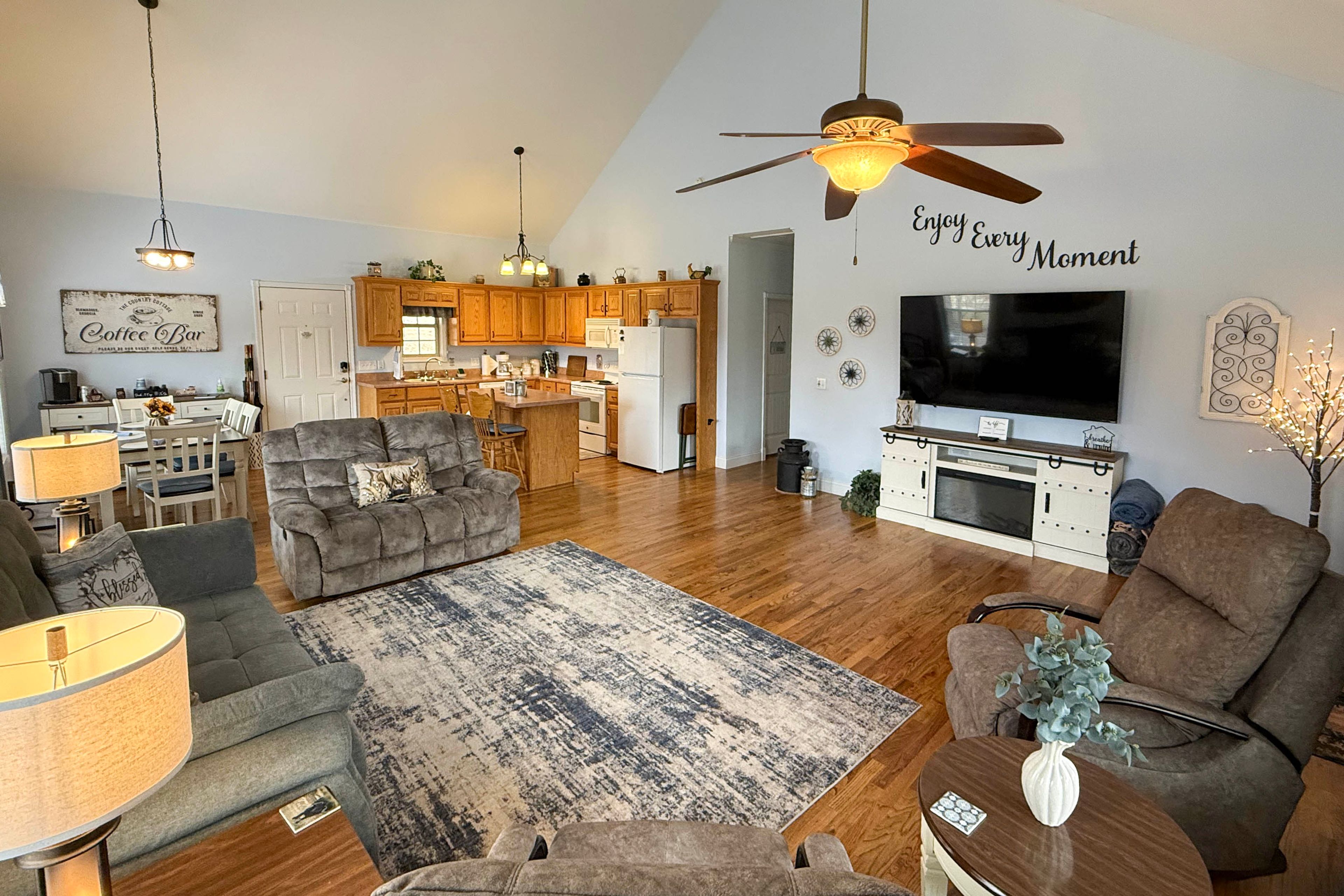 Living Room | Free WiFi | Electric Fireplace | Queen Sleeper Sofa