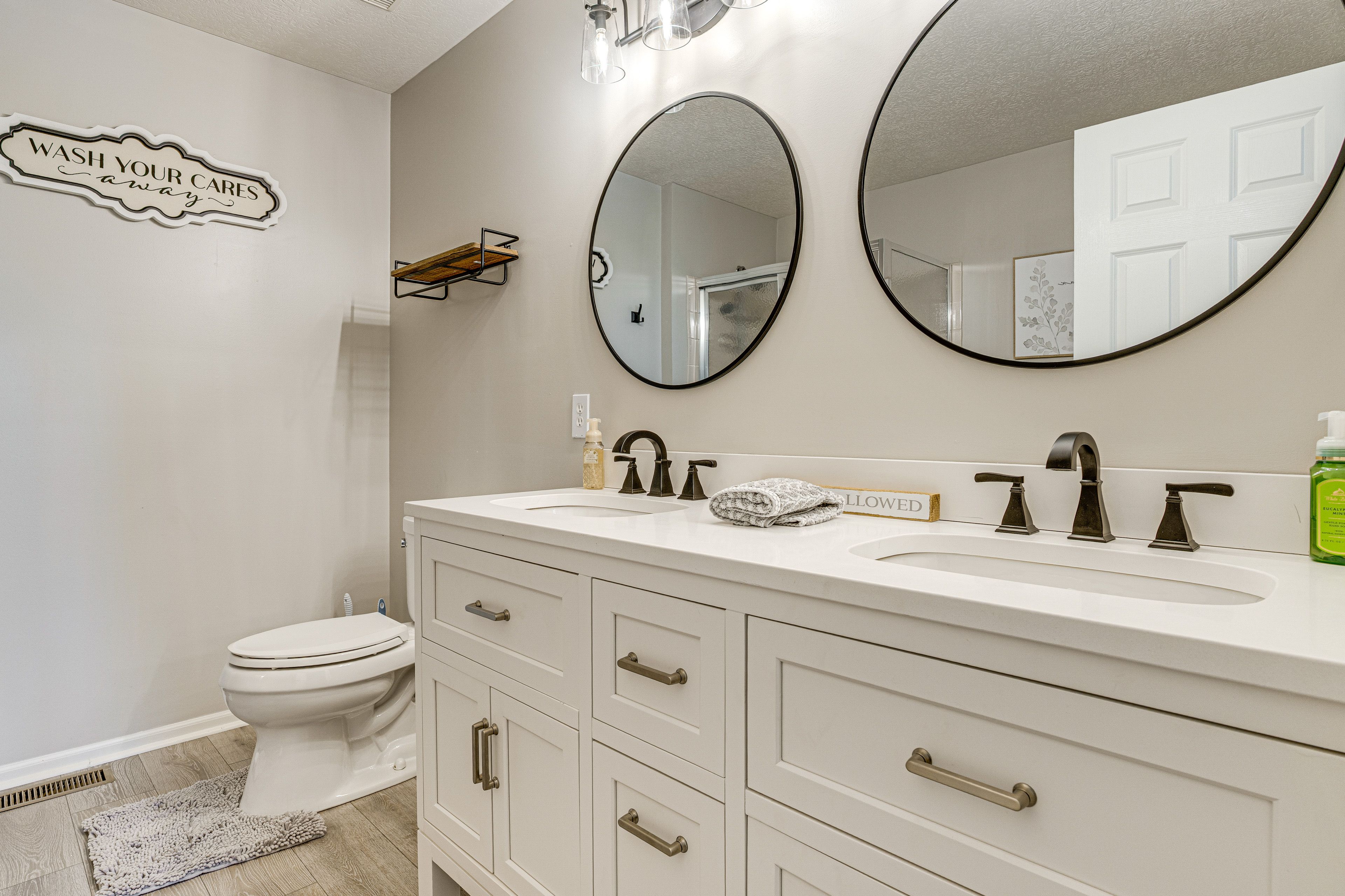 Bathroom | Towels Provided | 2nd Floor