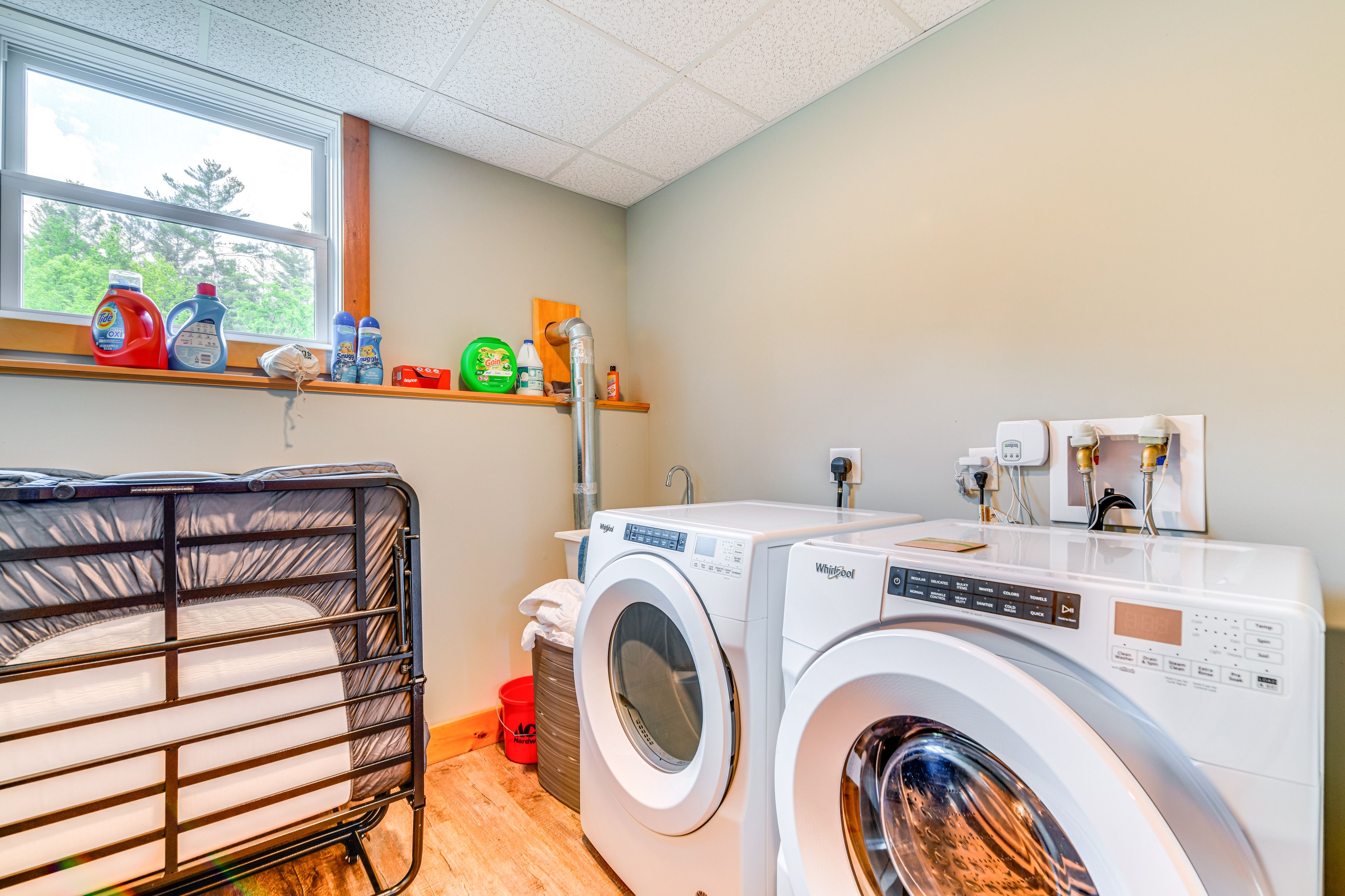Laundry Room | Lower Level
