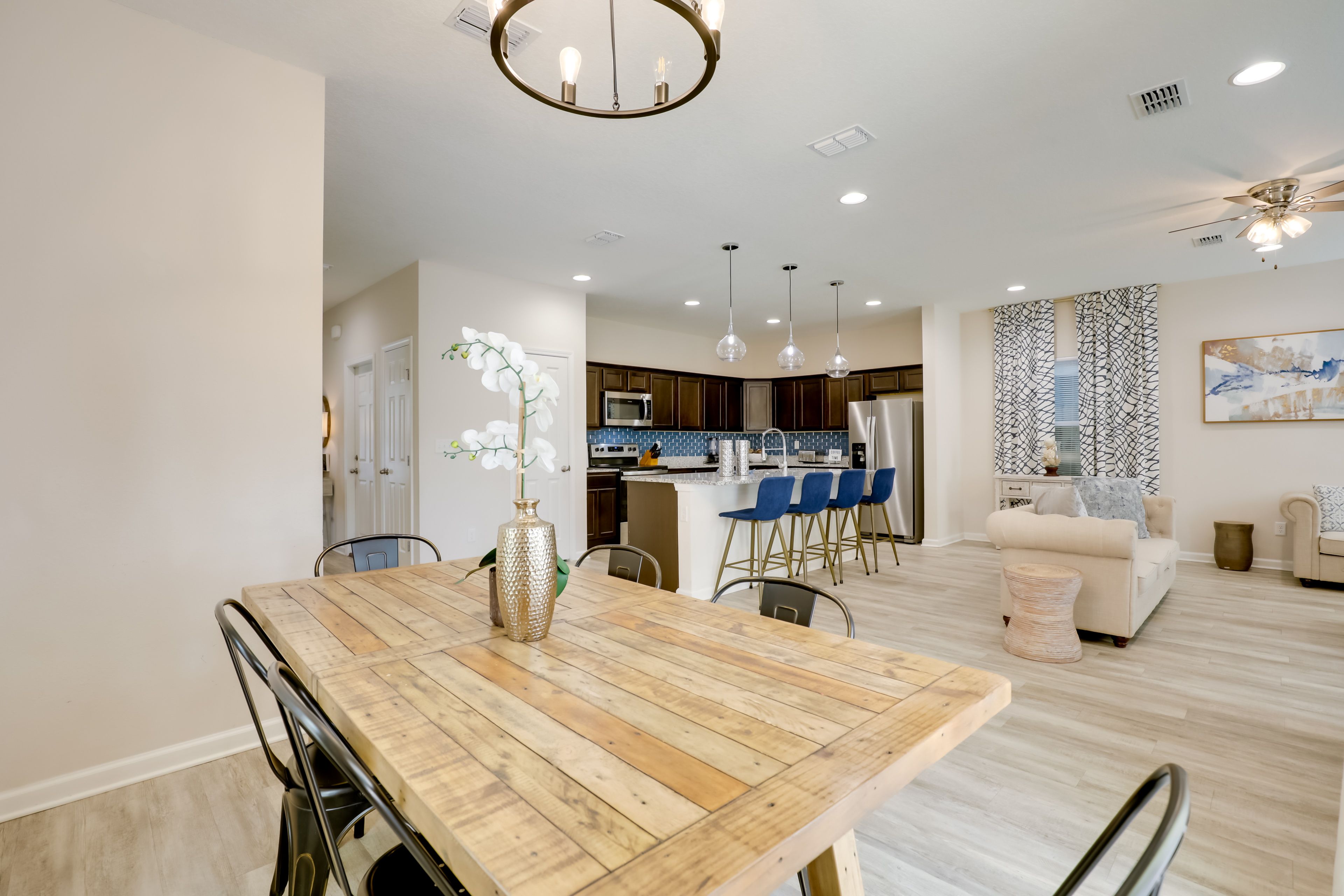 Dining Area | 1st Floor