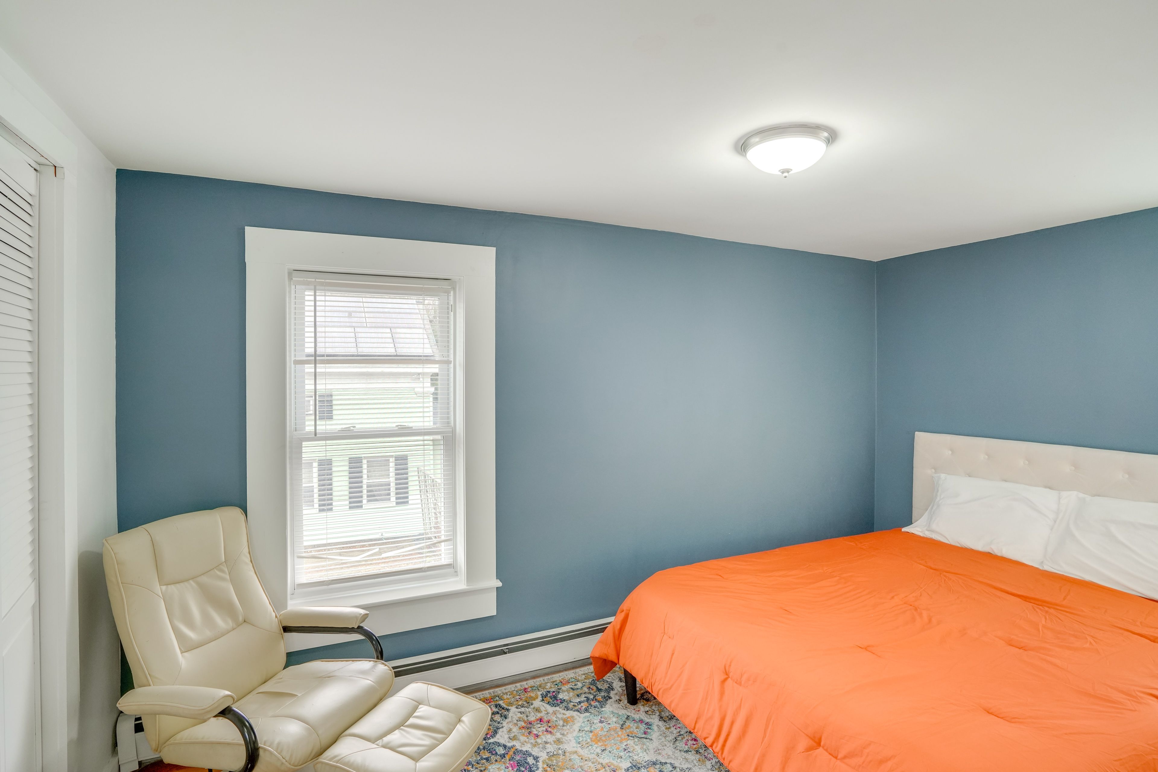 Bedroom 2 | King Bed