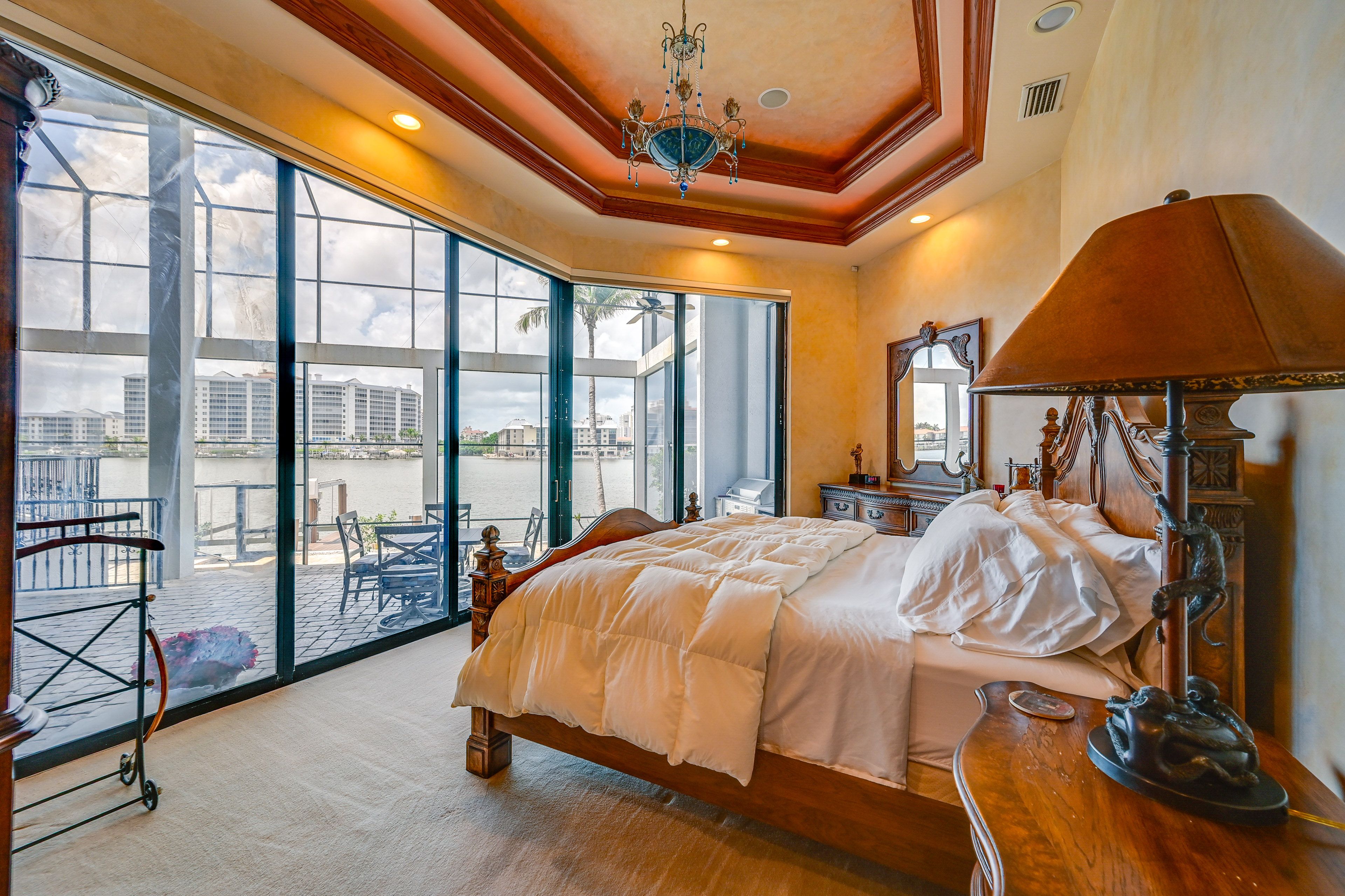Bedroom 1 | King Bed | Linens Provided | 1st Floor
