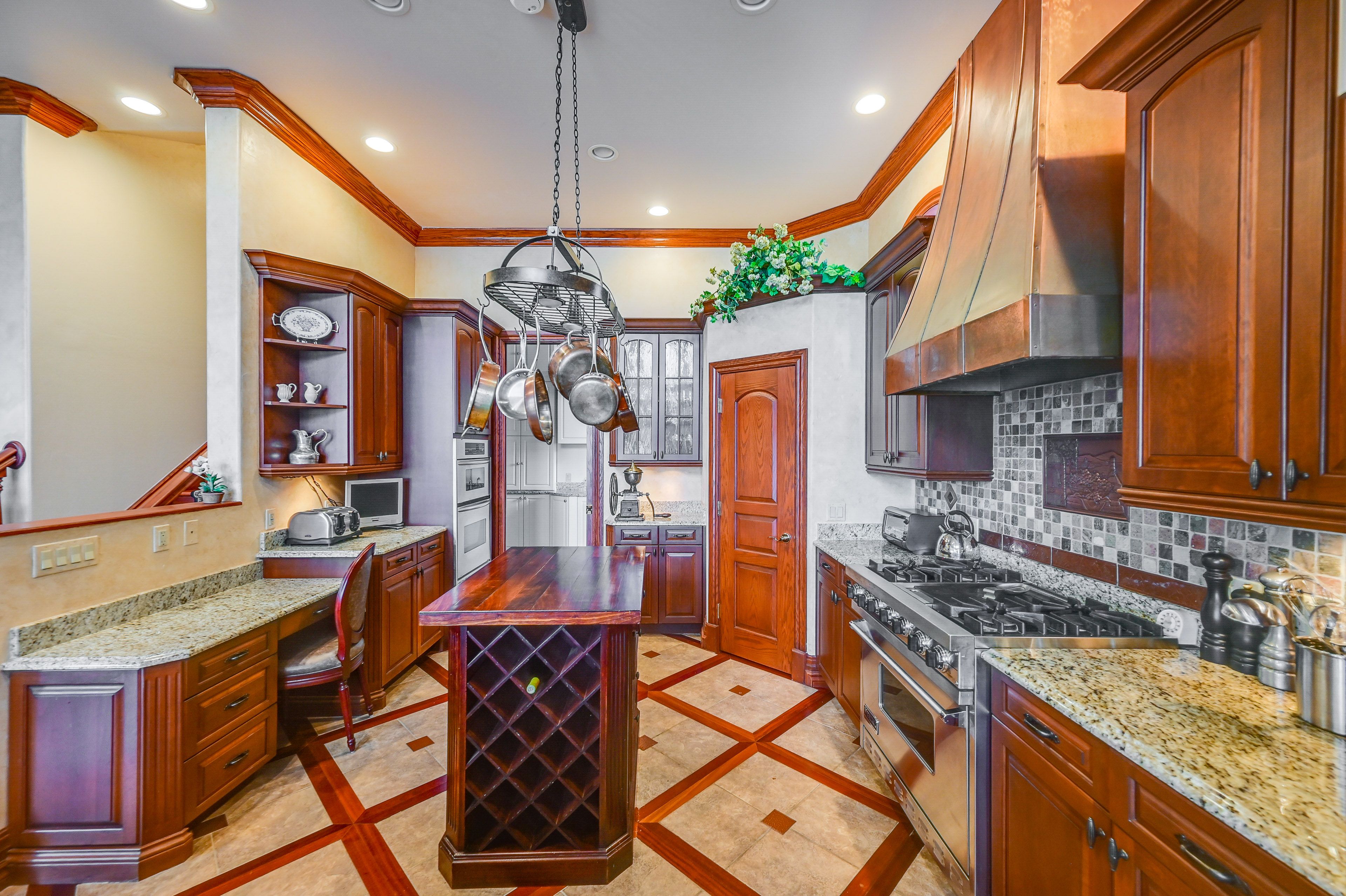 Kitchen | Cooking Basics | Drip Coffee Maker w/ Starter Coffee | 1st Floor