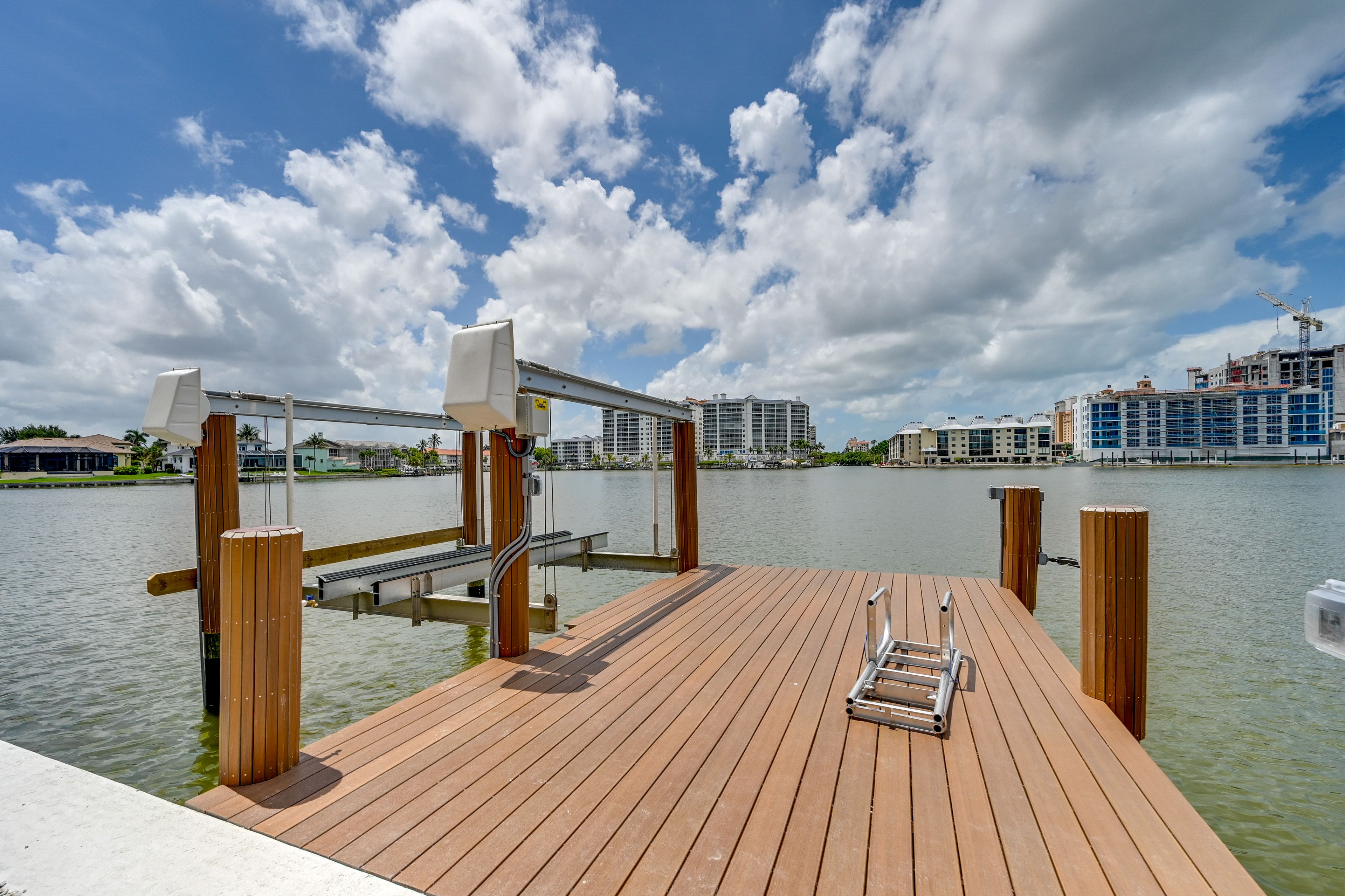 Dock