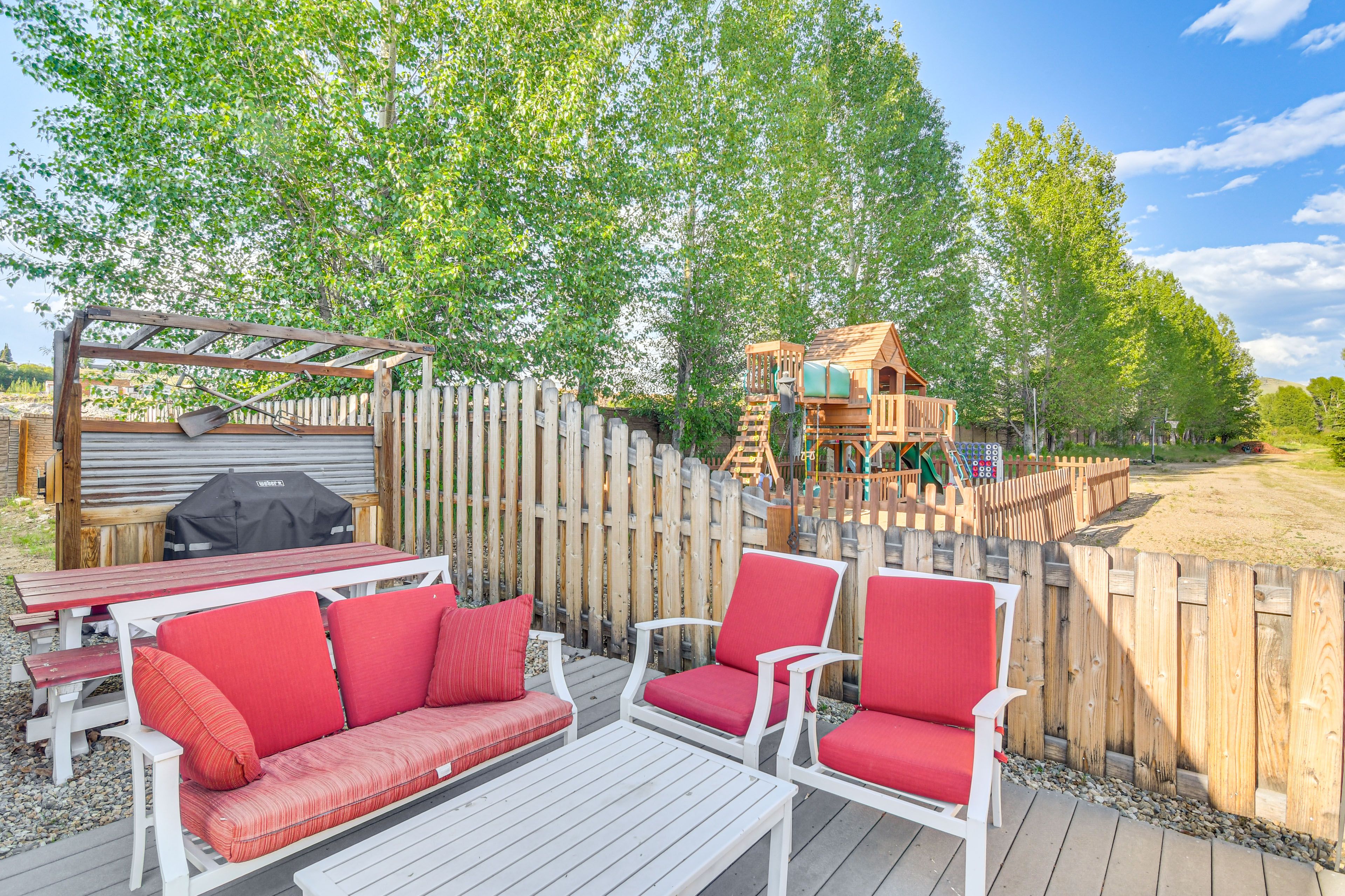 Private Deck | Gas Grill